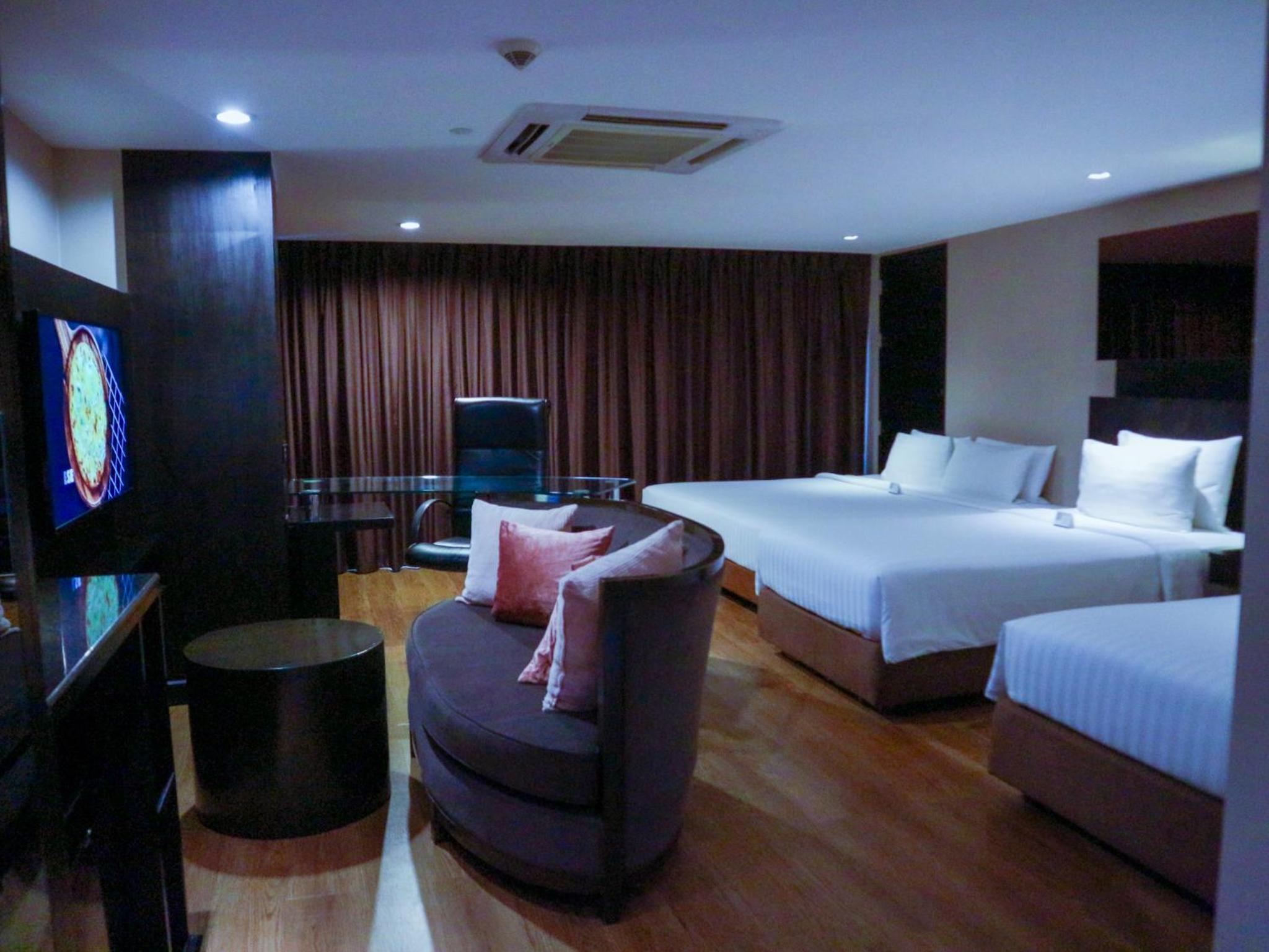 Family King Suite photo 1