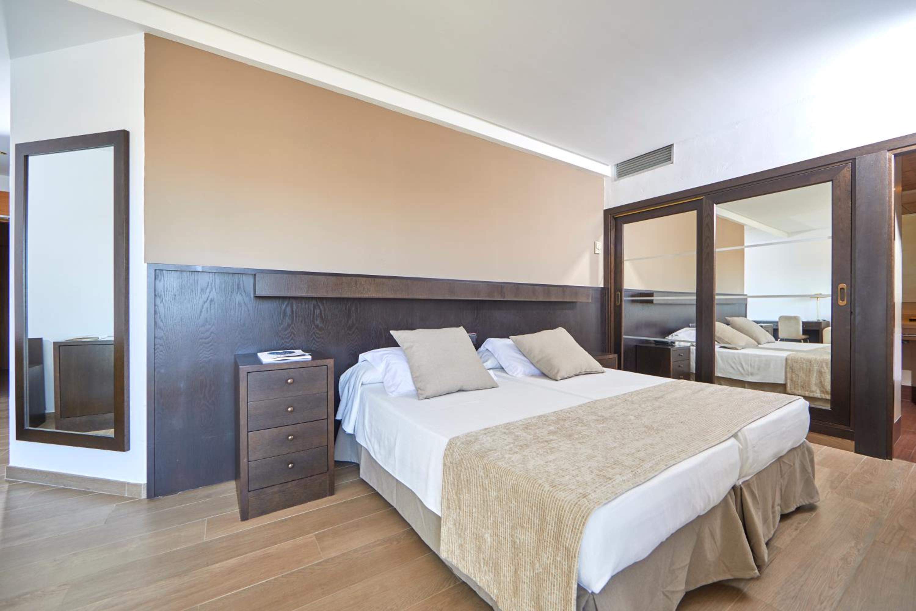 Superior Twin Room photo 2