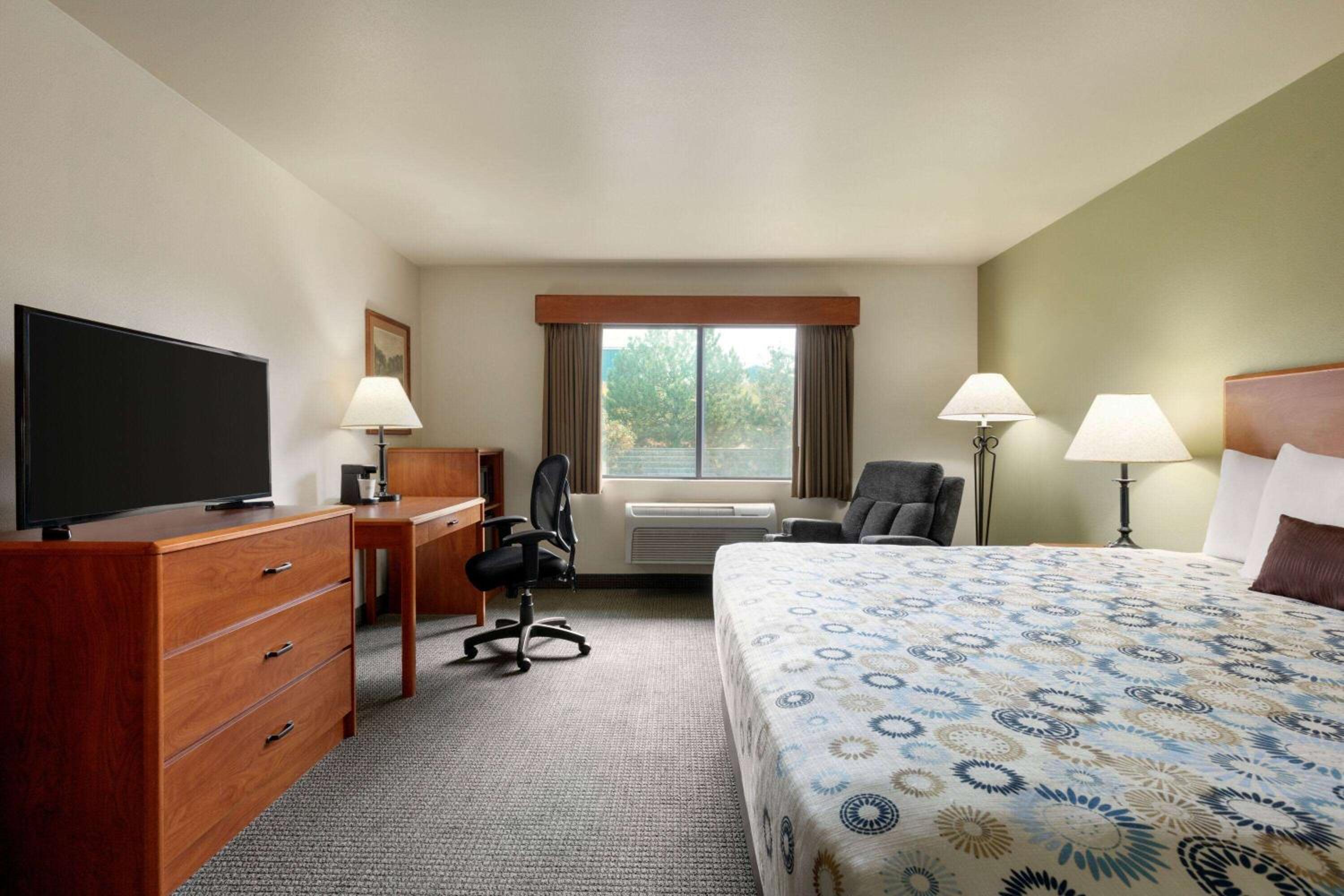 King Room - Mobility Access/Non-Smoking photo 1