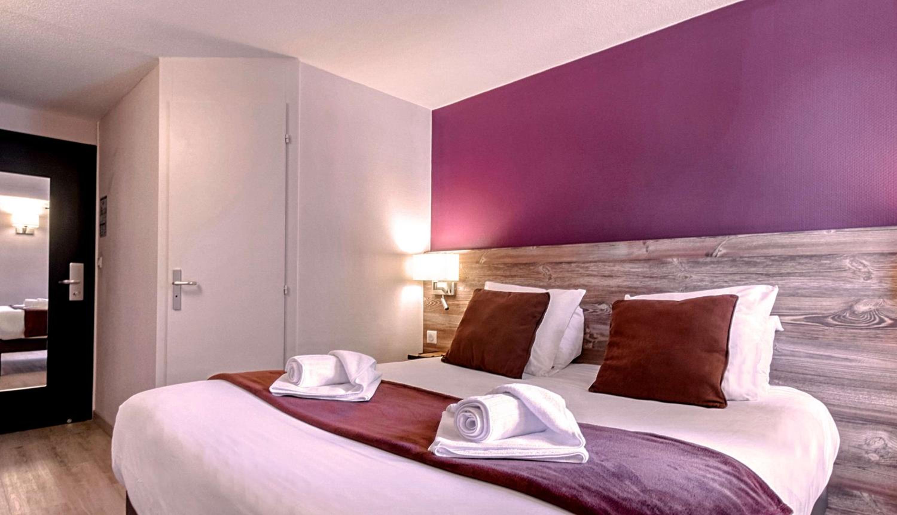 Double Room - Photo 5