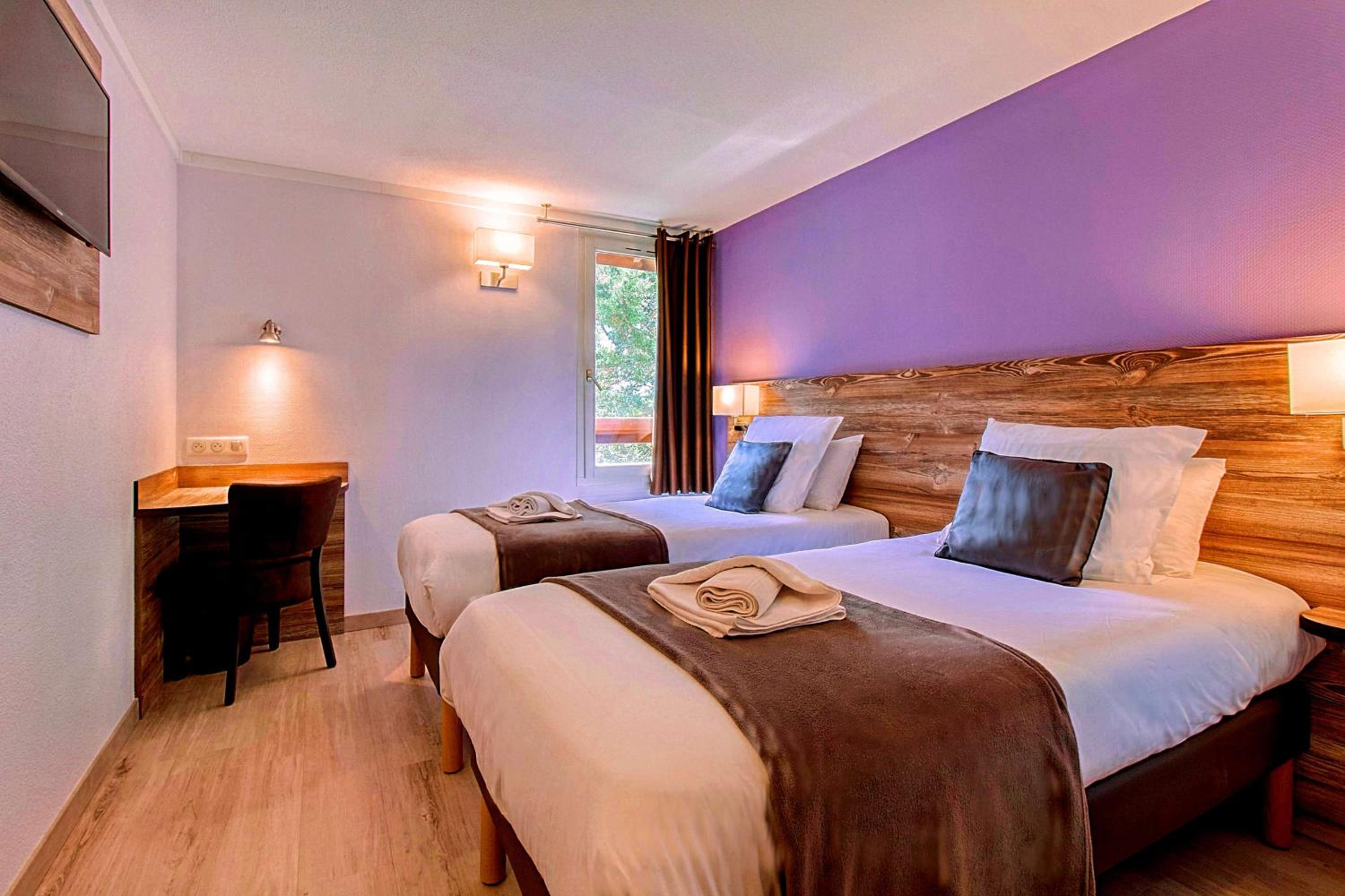 Twin Room - Photo 6