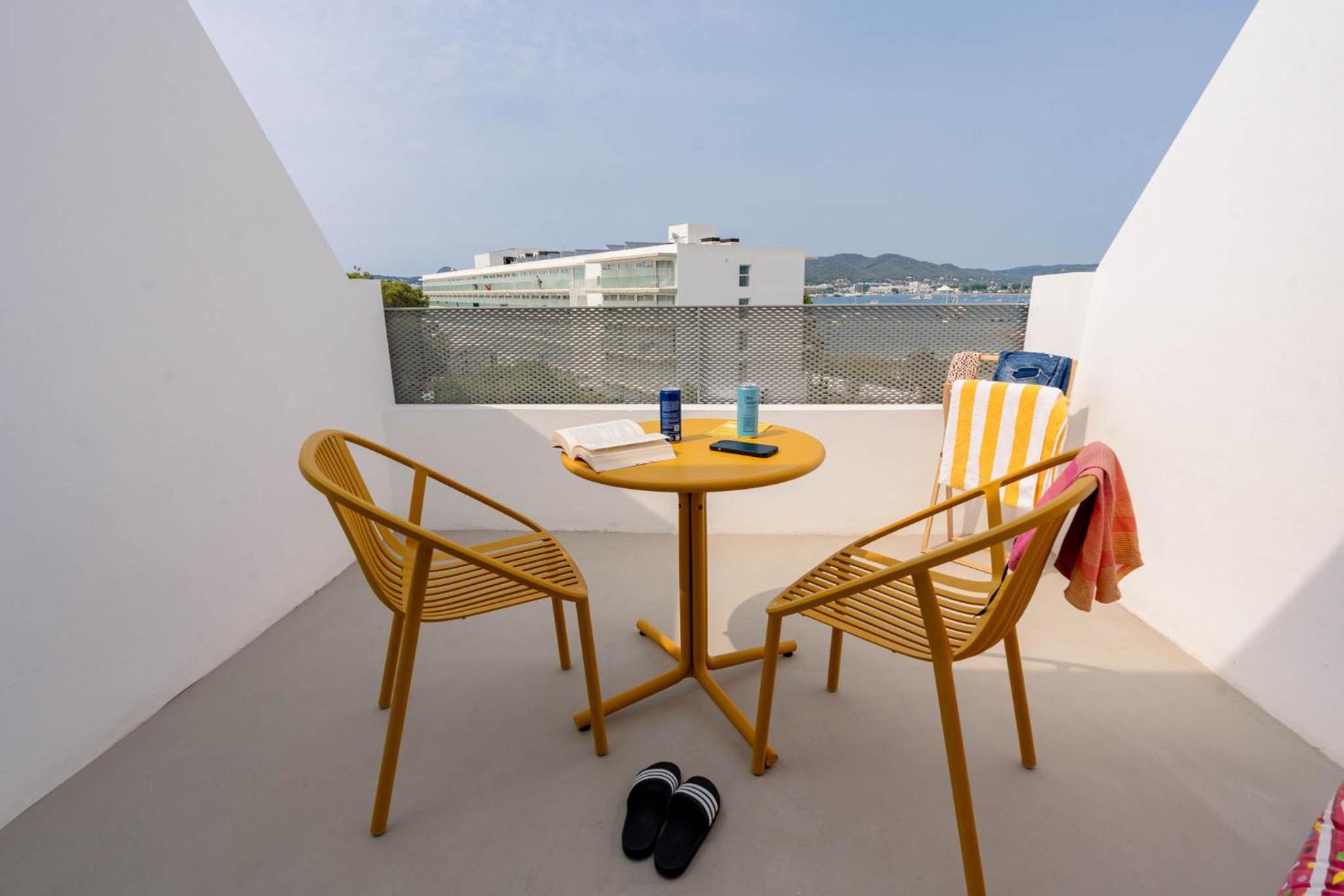 Studio with Sea View - Photo 6