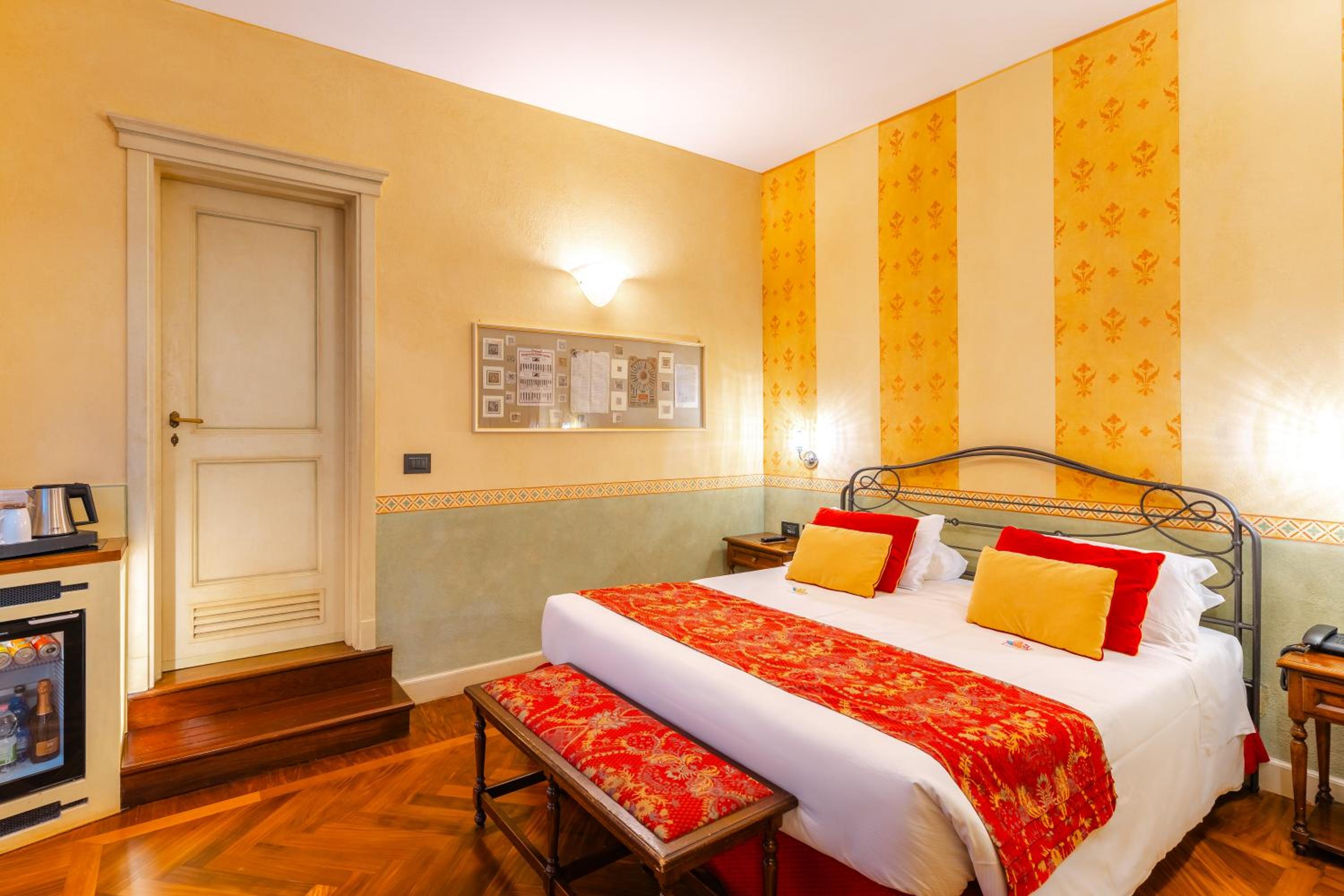Suite - Photo 4