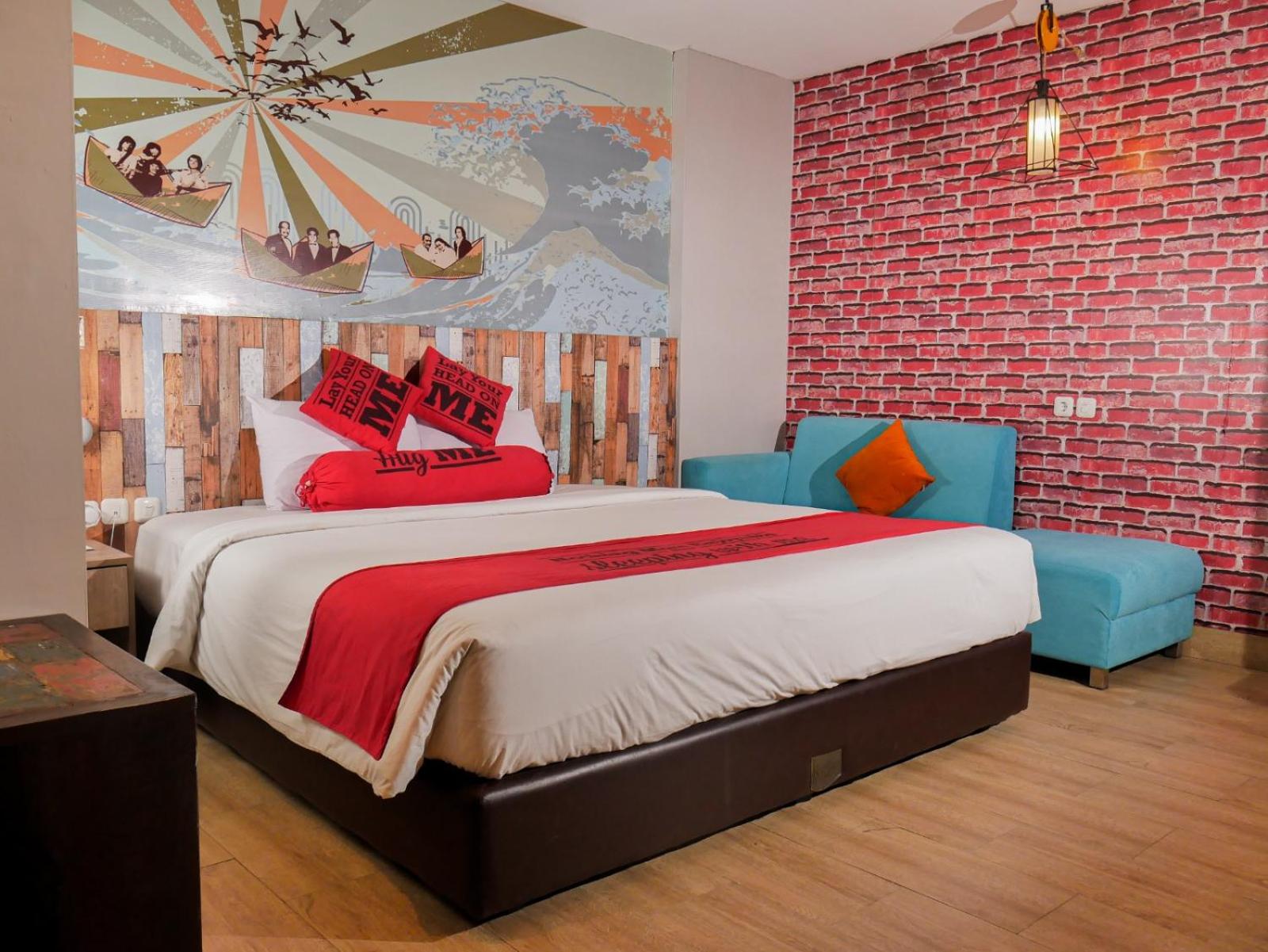 Executive Room