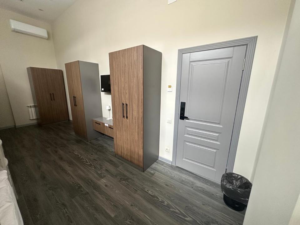 Male Dormitory Room photo 2
