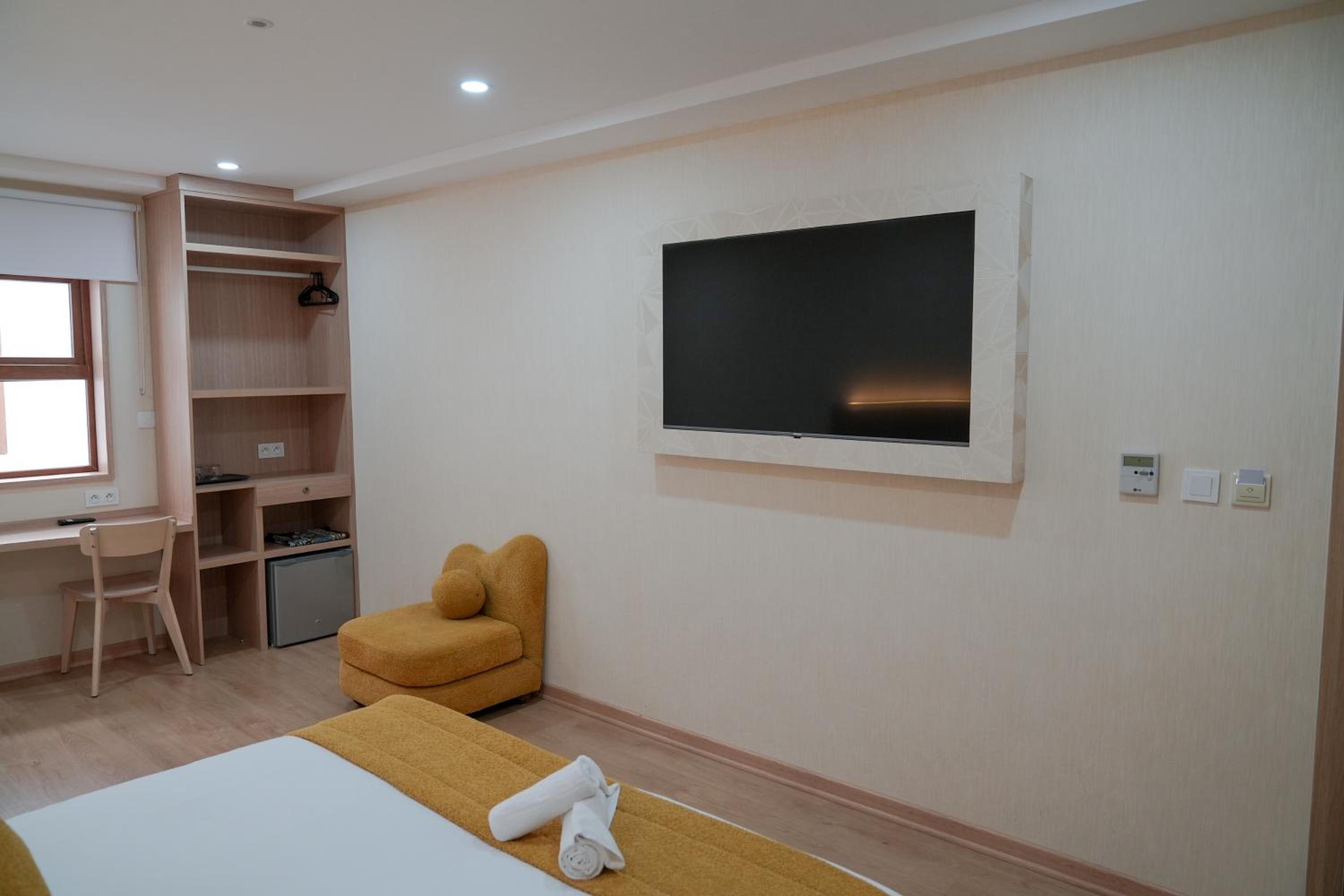 Triple Room - Photo 6