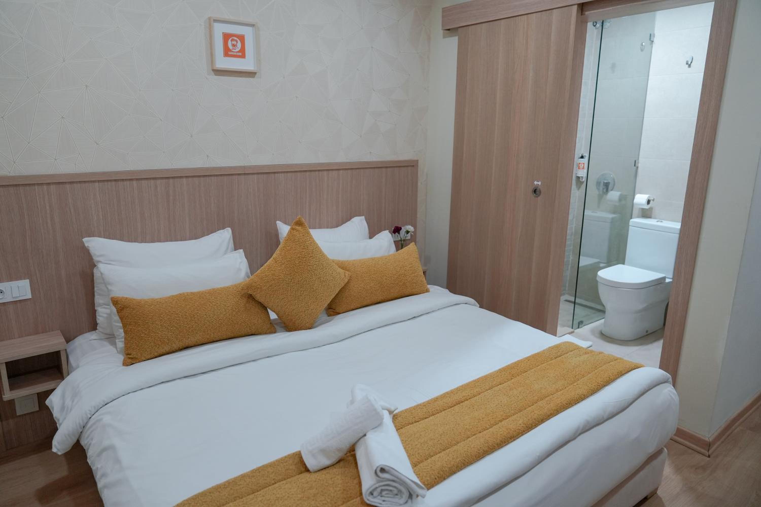 Double Room - Photo 3