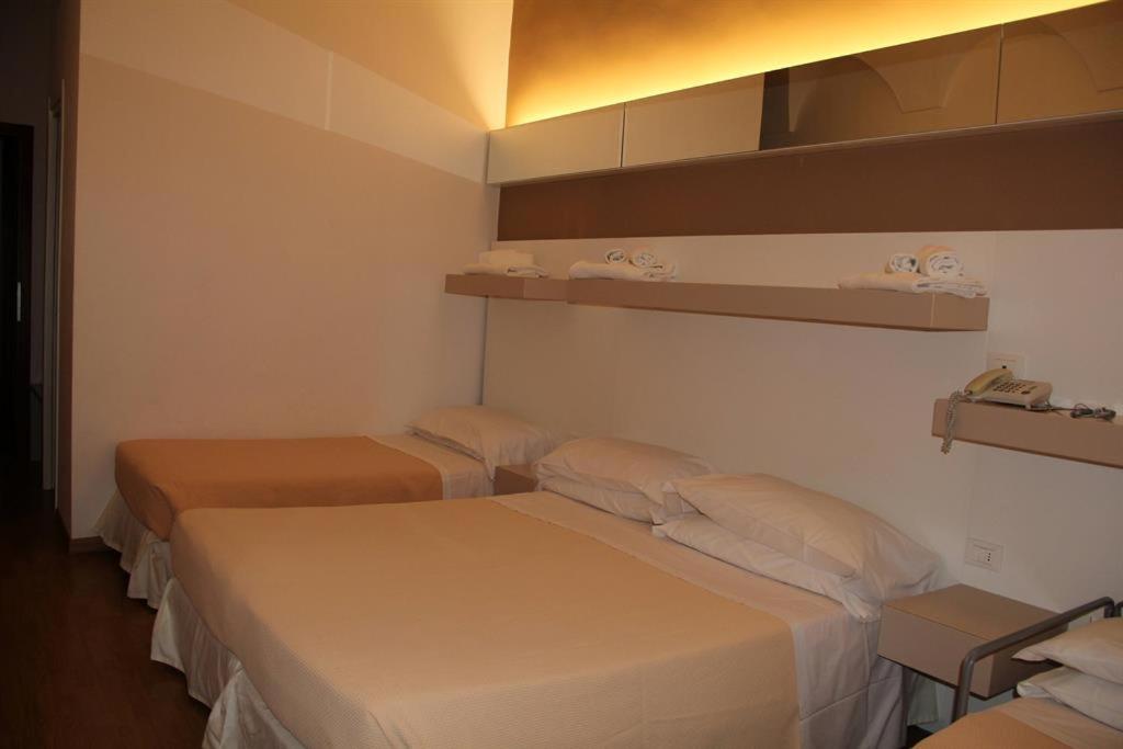 Triple Room with City View