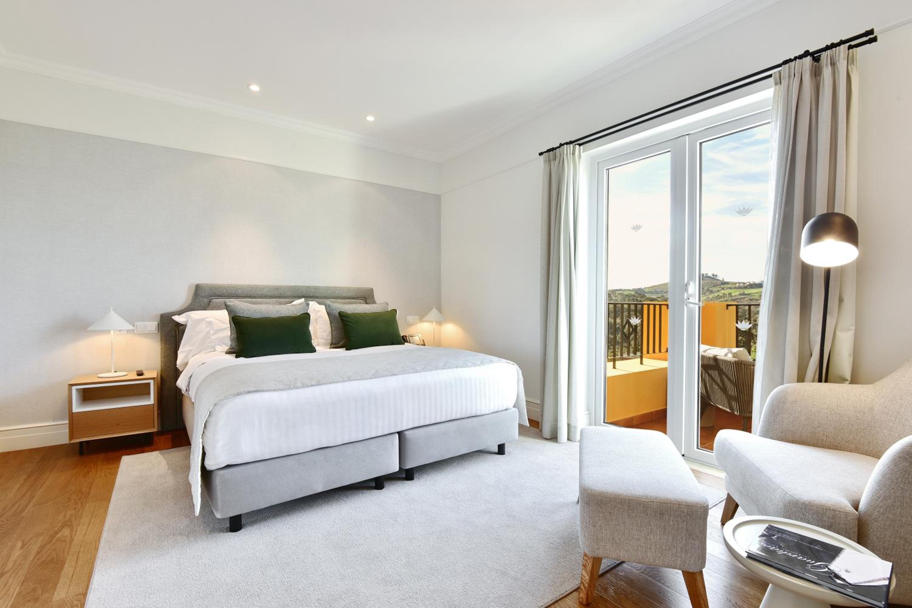 Suite with Golf View