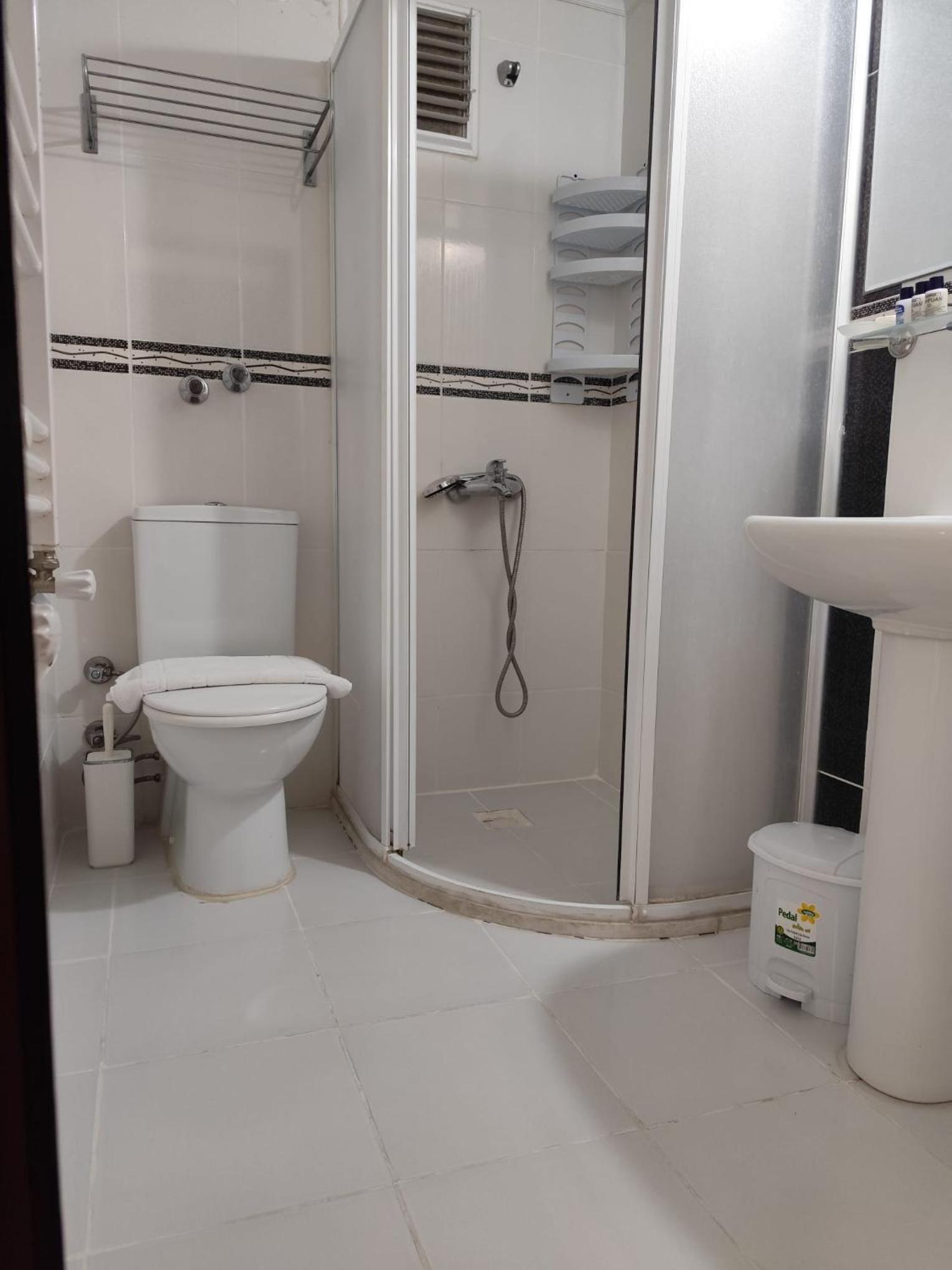 Standard Triple Room photo 2