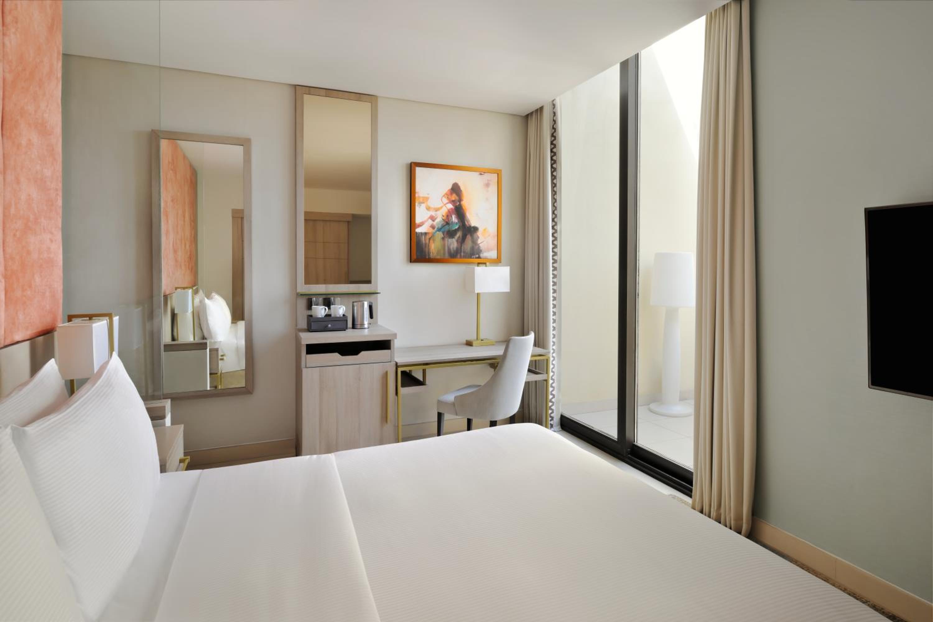 Classic King Room - City Side