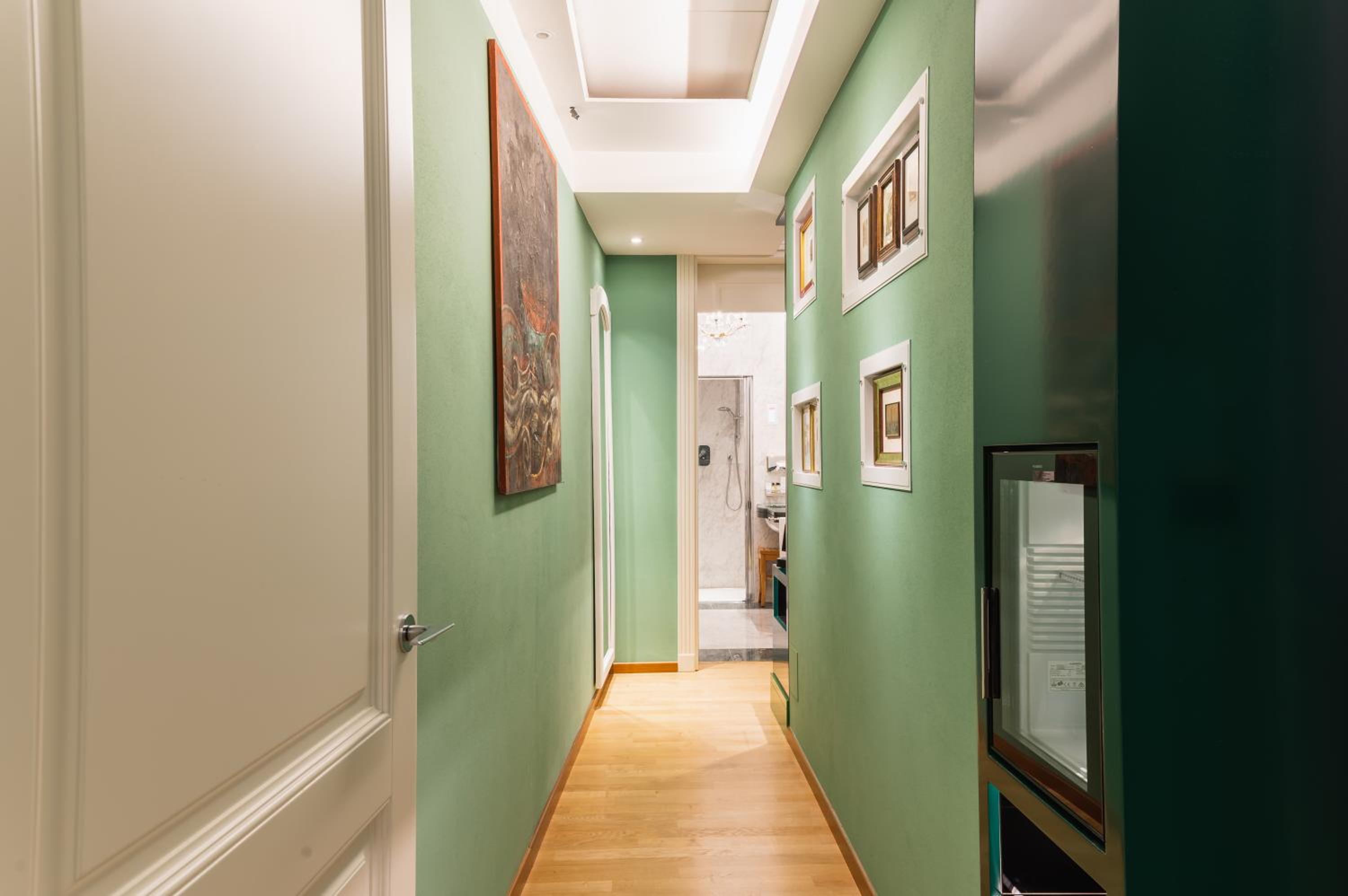 Luxury Apartment - Annex B - Photo 12