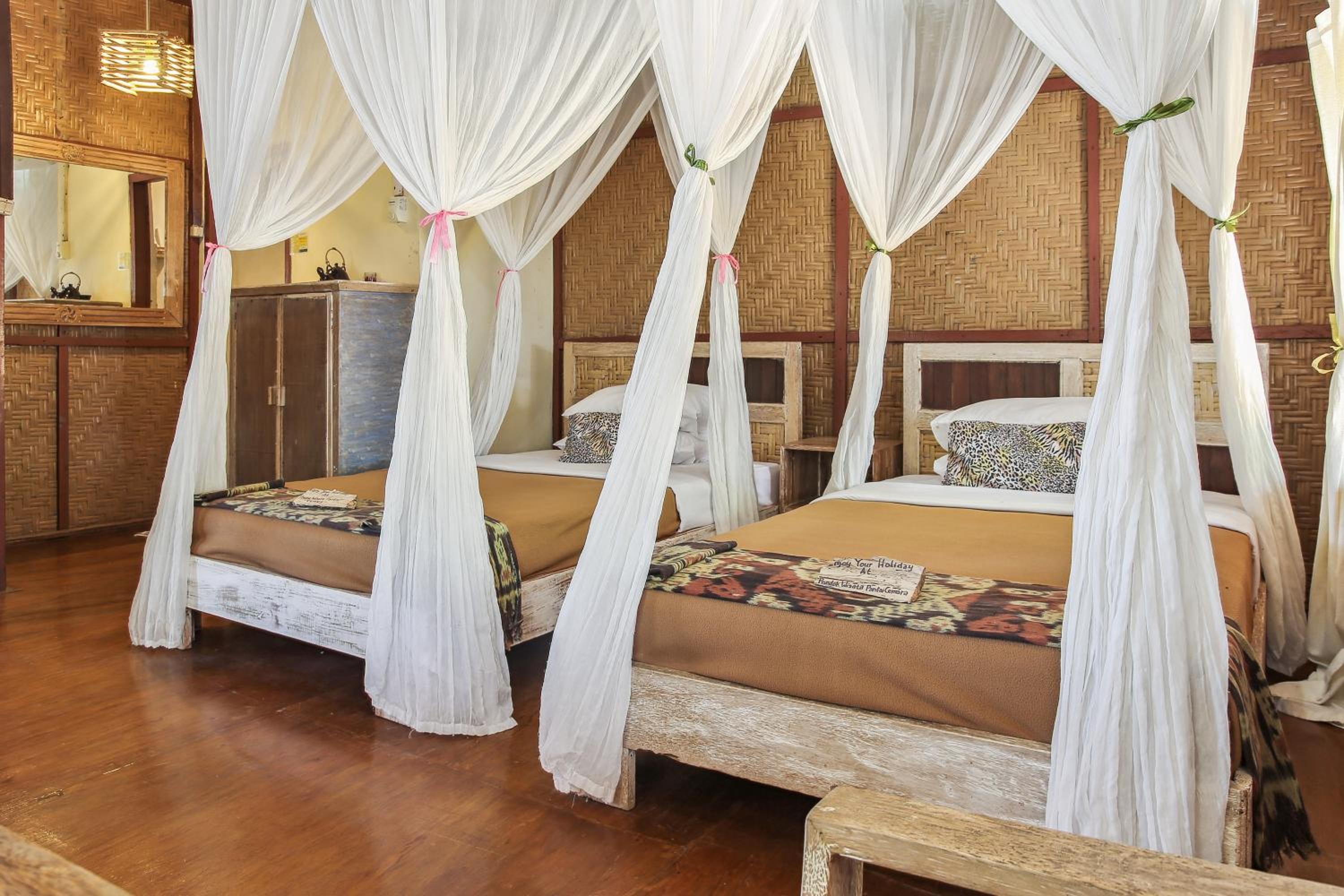 Deluxe Twin Room with Sea View photo 2