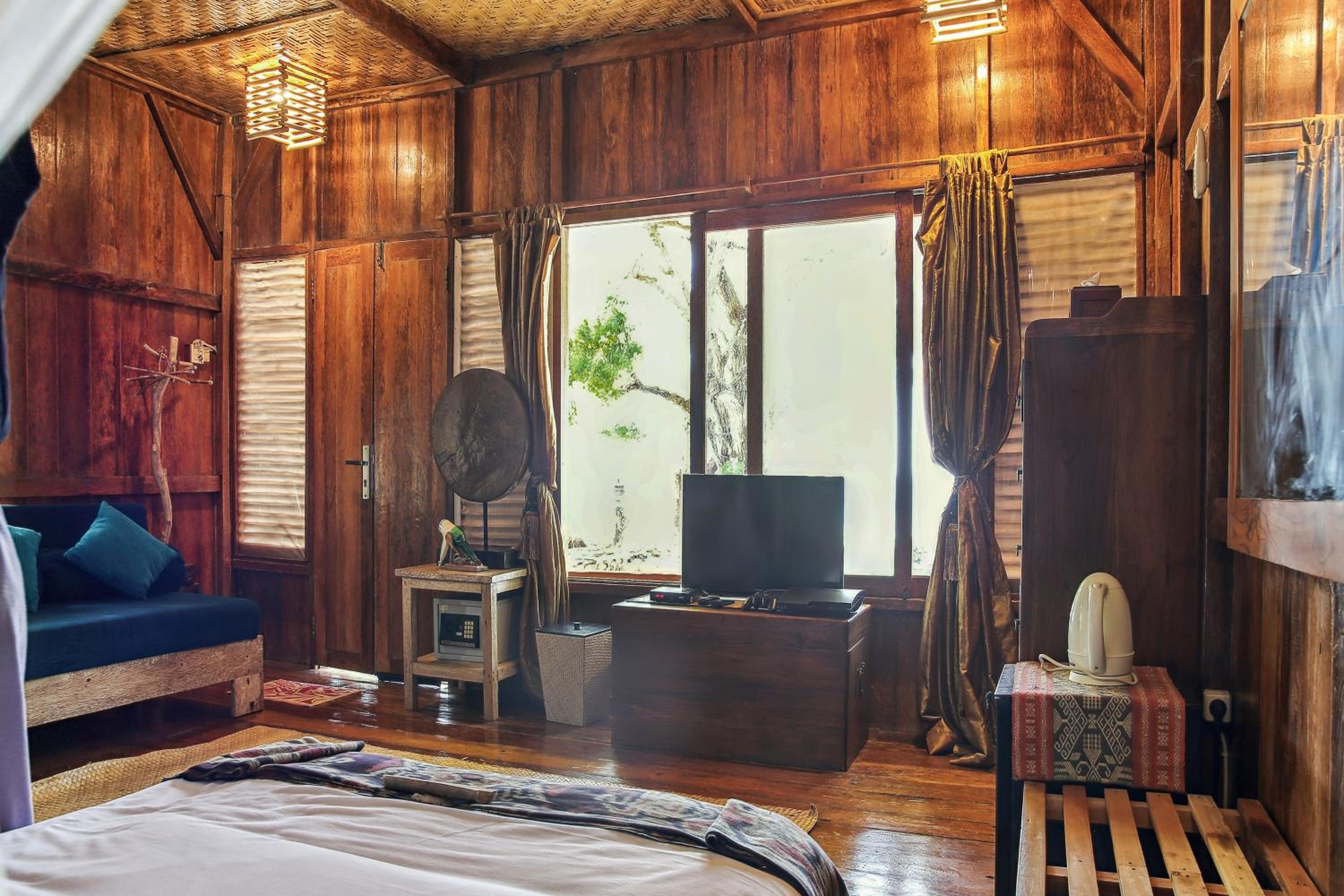 Standard Twin Room with Sofa