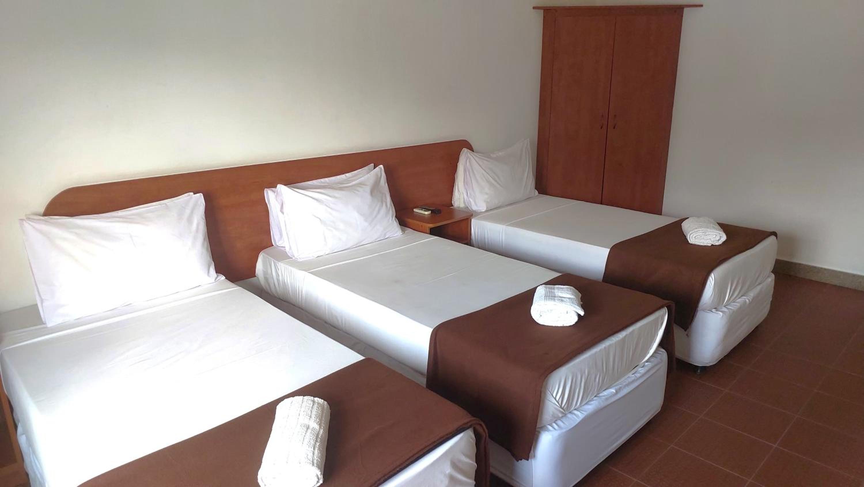 Economy Triple Room