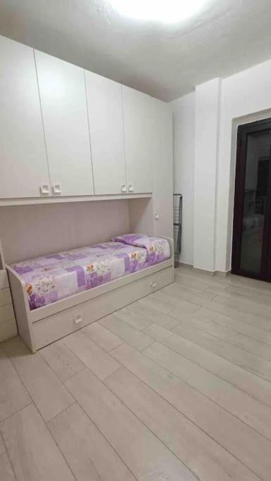 Two-Bedroom House photo 3