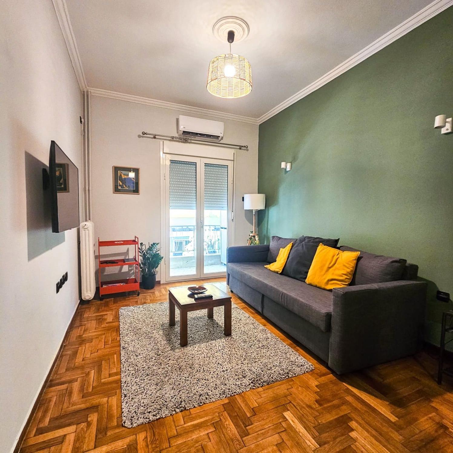 One-Bedroom Apartment