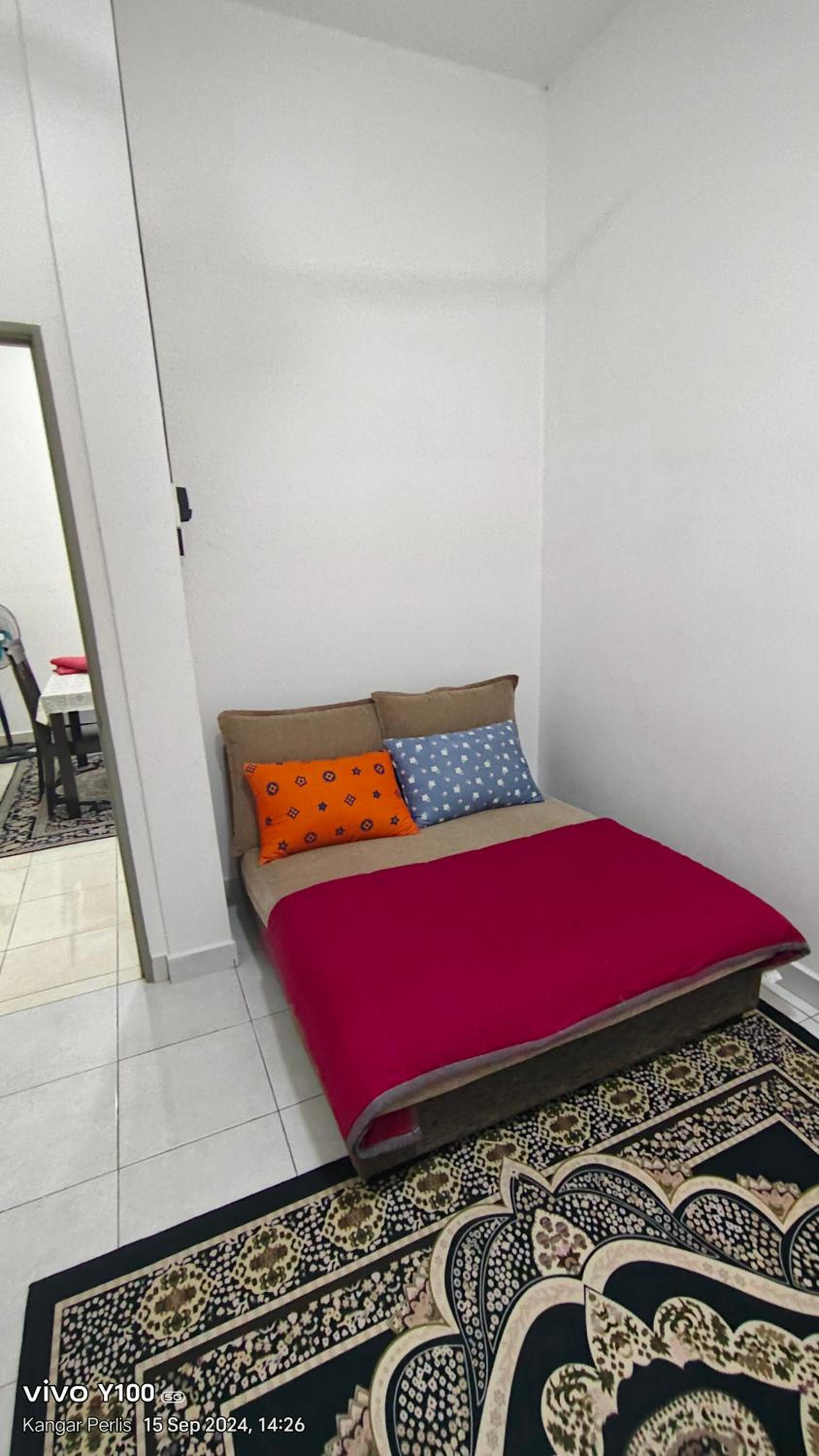 Three-Bedroom House photo 2