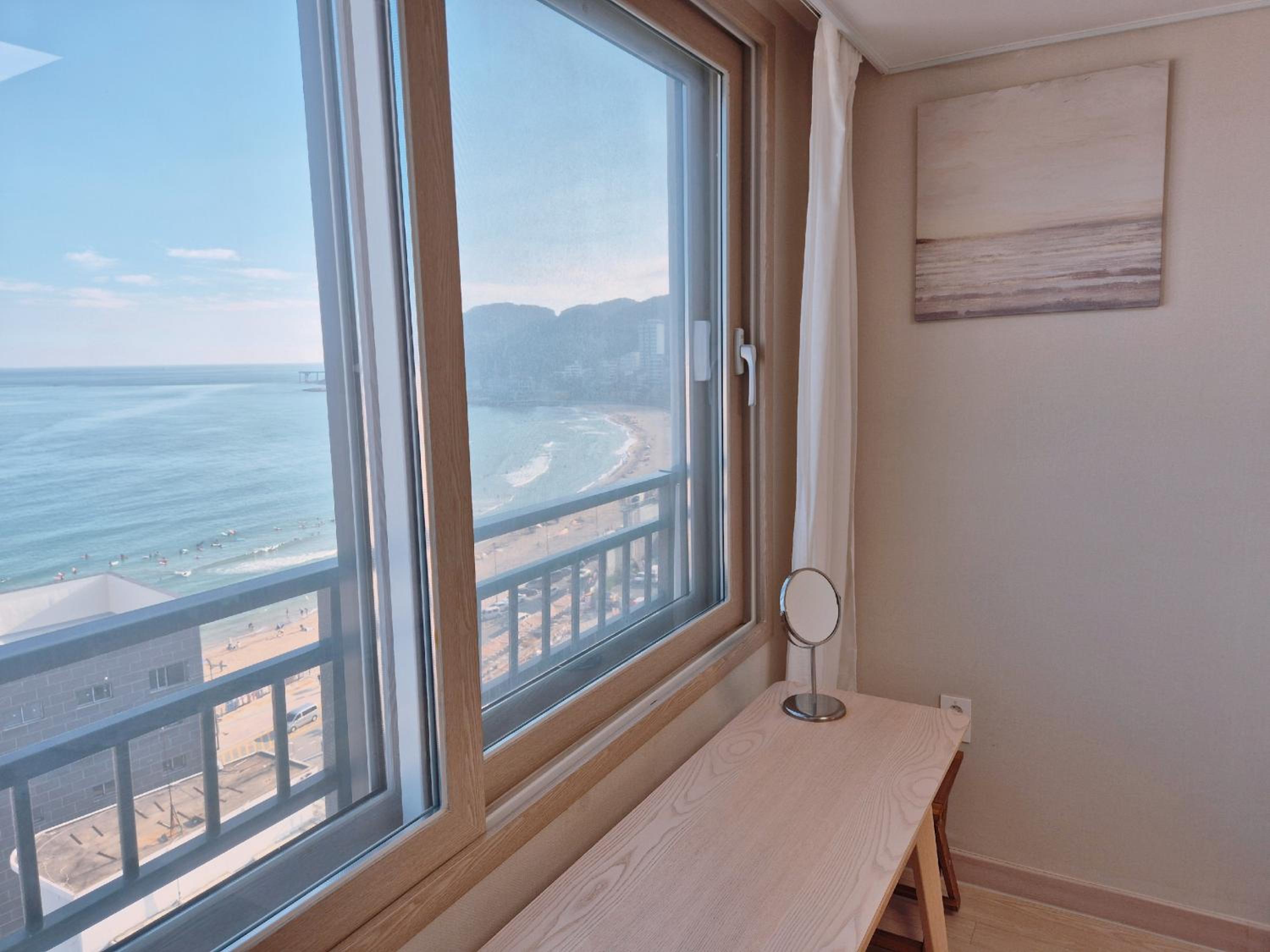 Standard Double Room - Photo 16