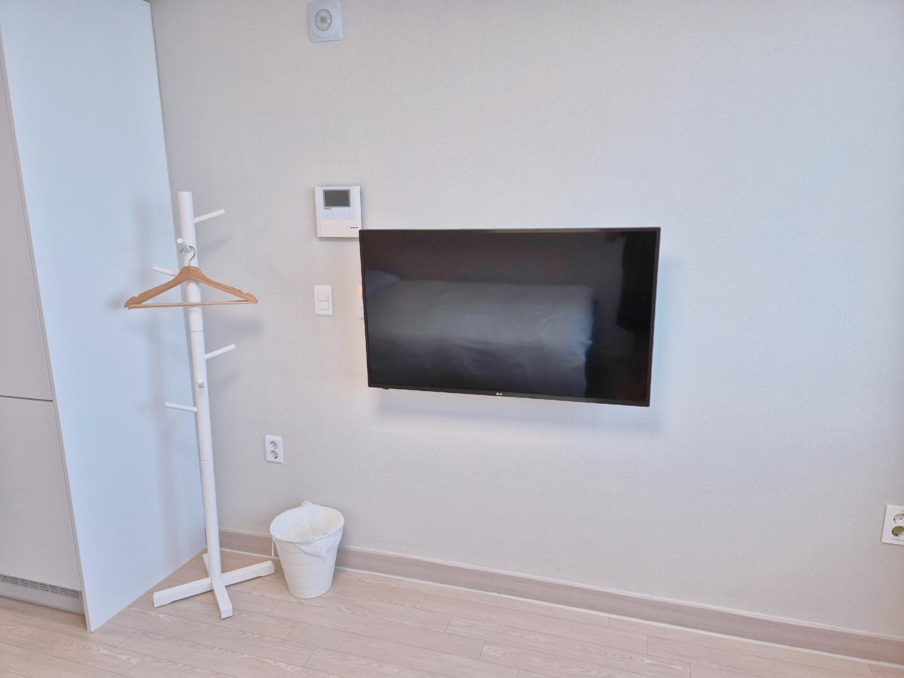 Standard Double Room - Photo 19