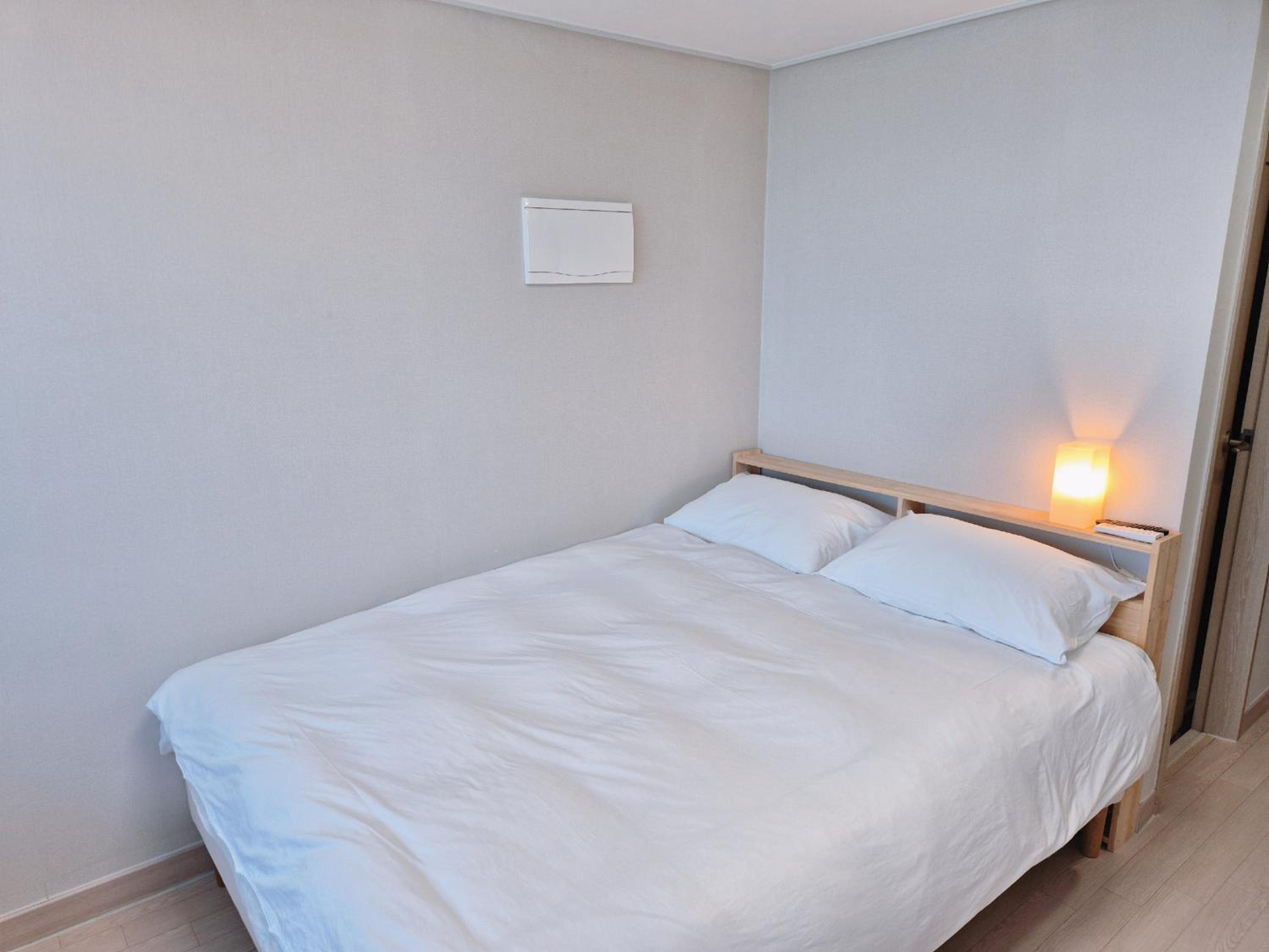 Standard Double Room - Photo 21