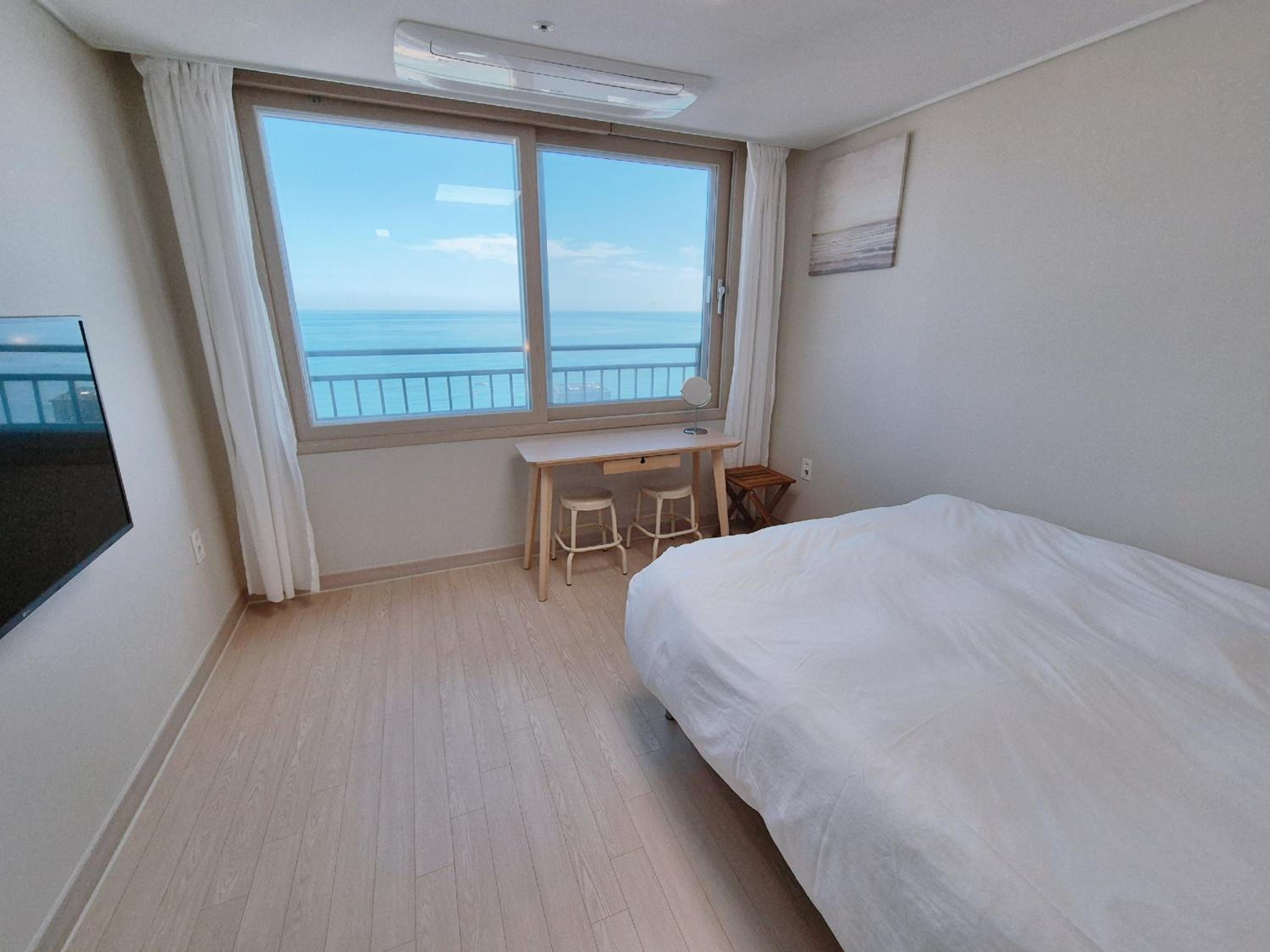 Standard Double Room - Photo 5