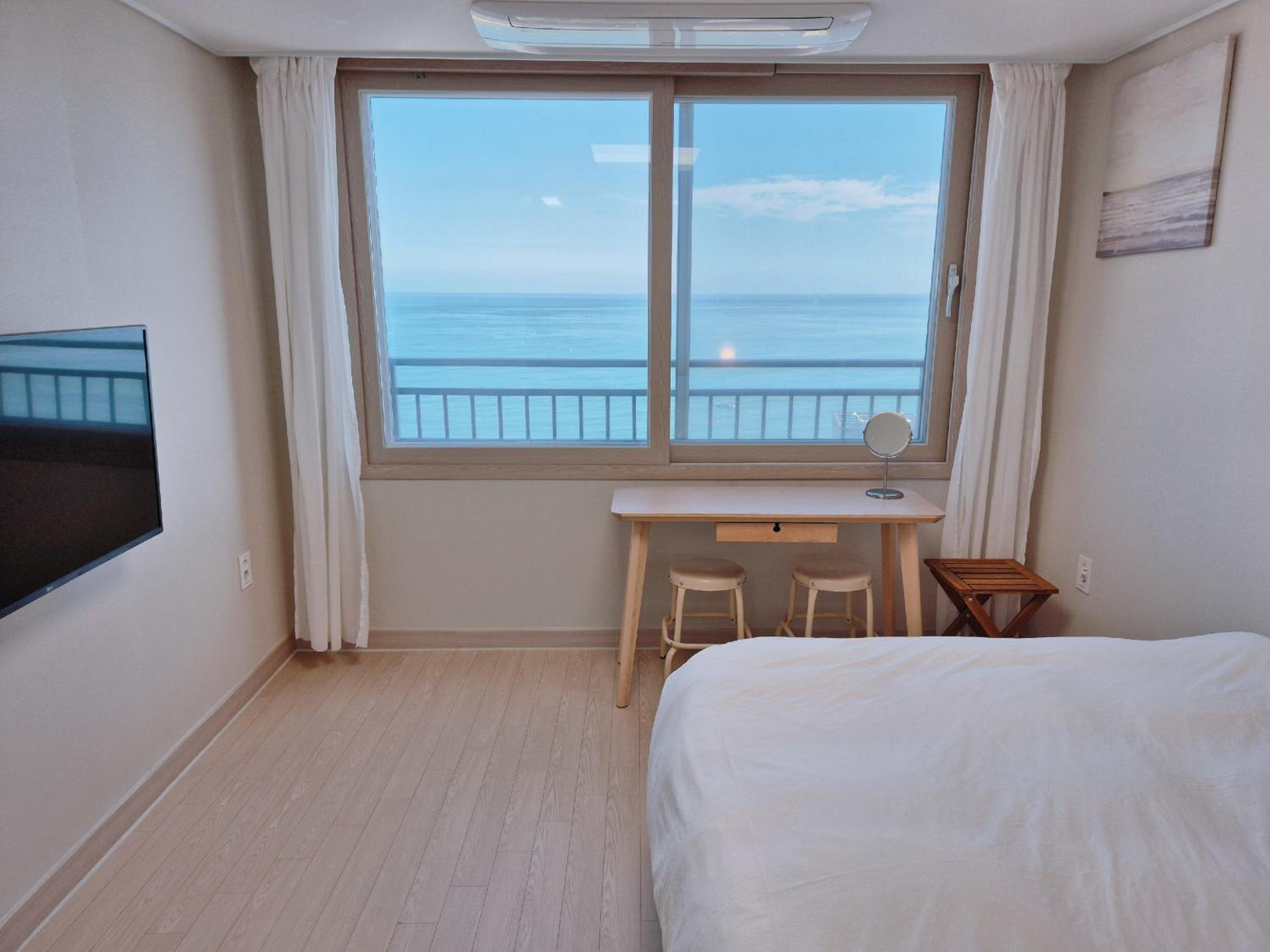 Standard Double Room - Photo 6
