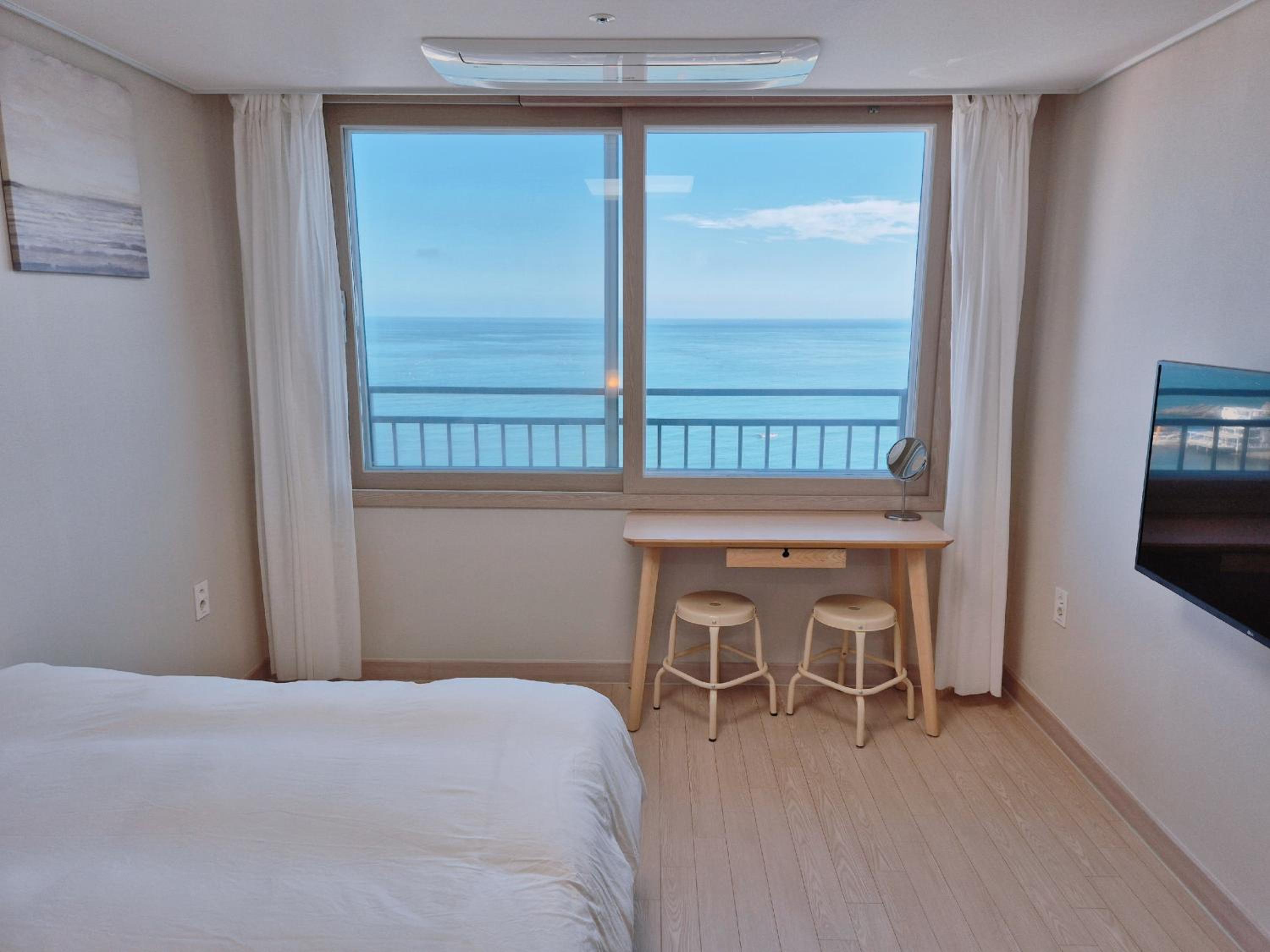 Standard Double Room - Photo 3