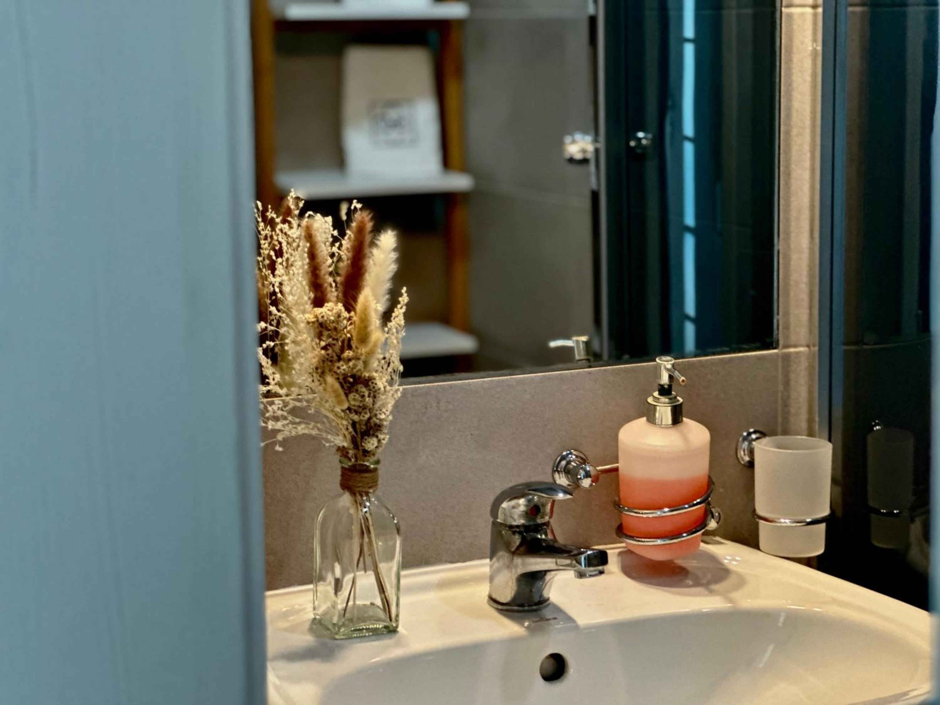Duplex Apartment - Photo 9