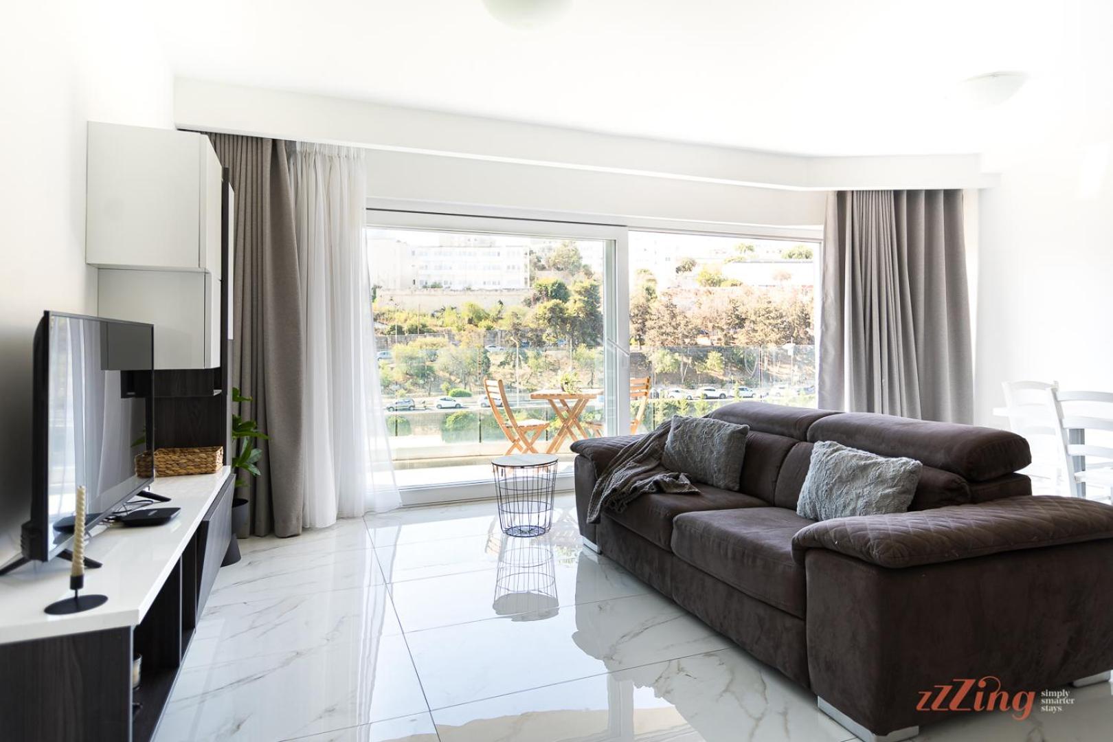 Premium Two Bedroom Family Apartment with Shared Pool