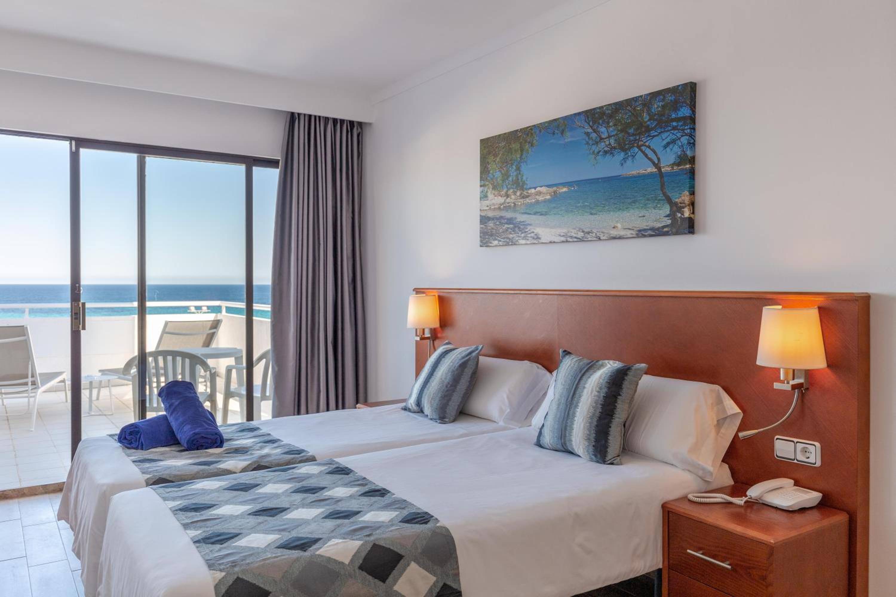 Habitación Doble Estándar con Vista al Mar