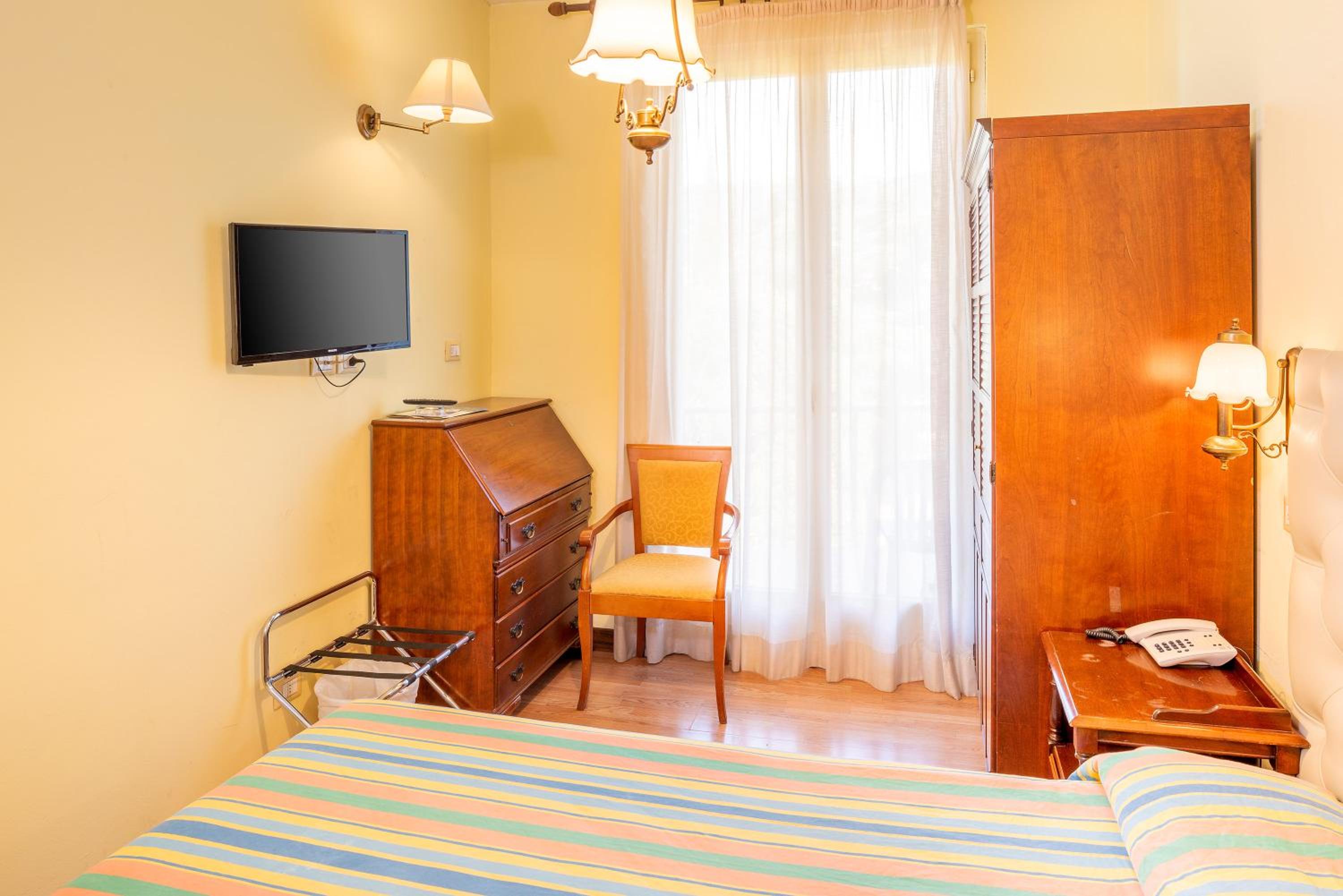 Comfort Double or Twin Room - Photo 8