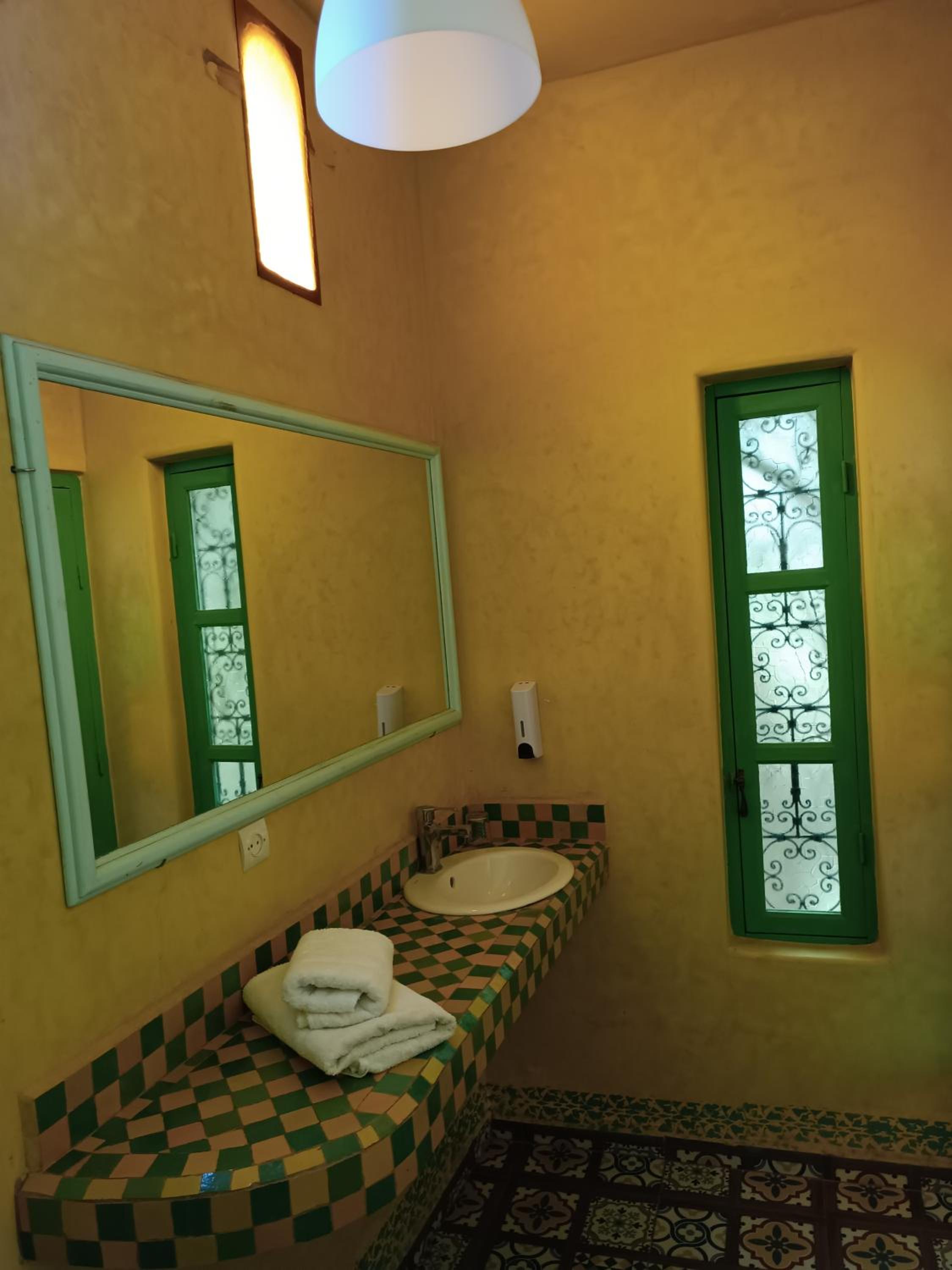 Double or Twin Room - Photo 8