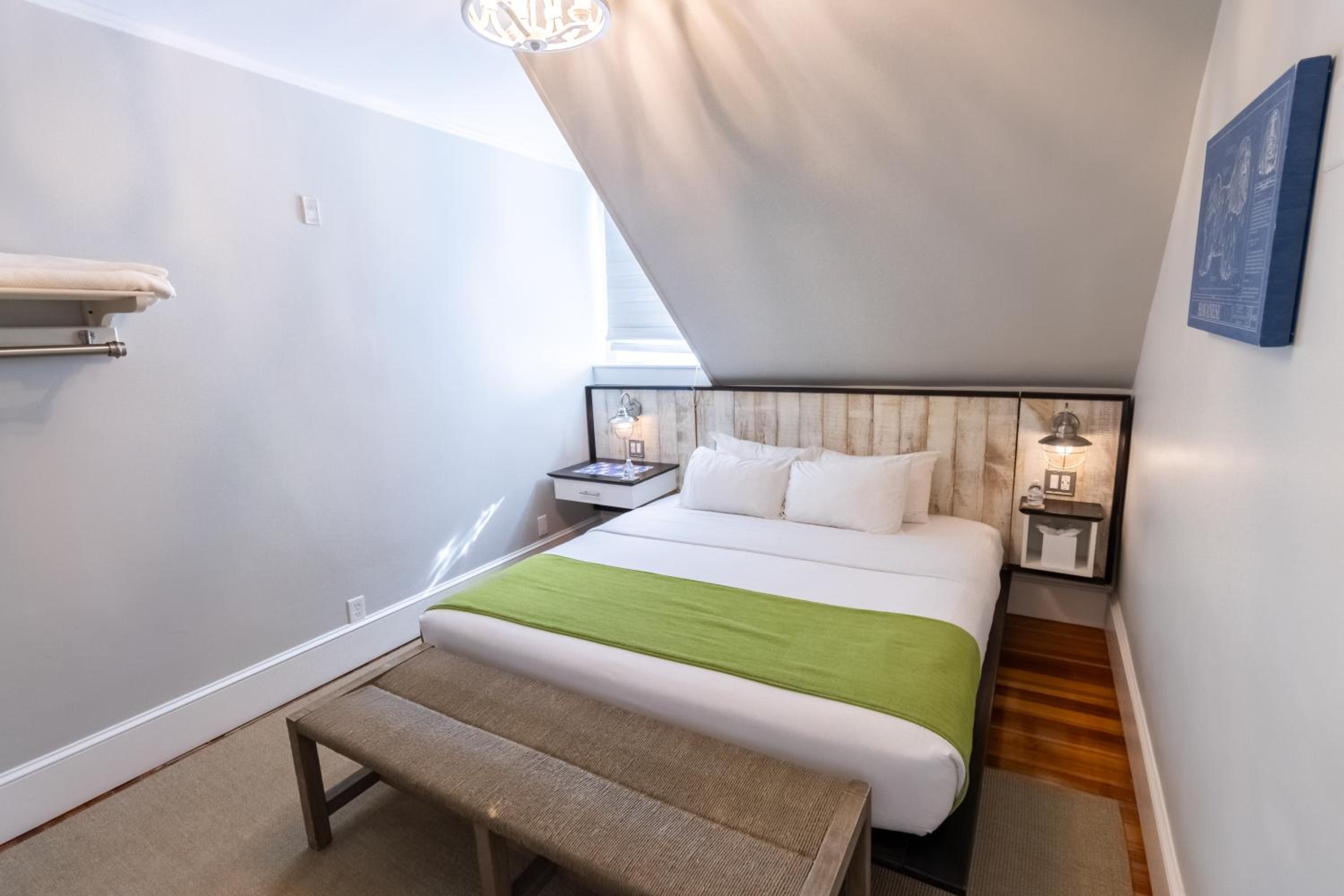 Room 13 photo 1