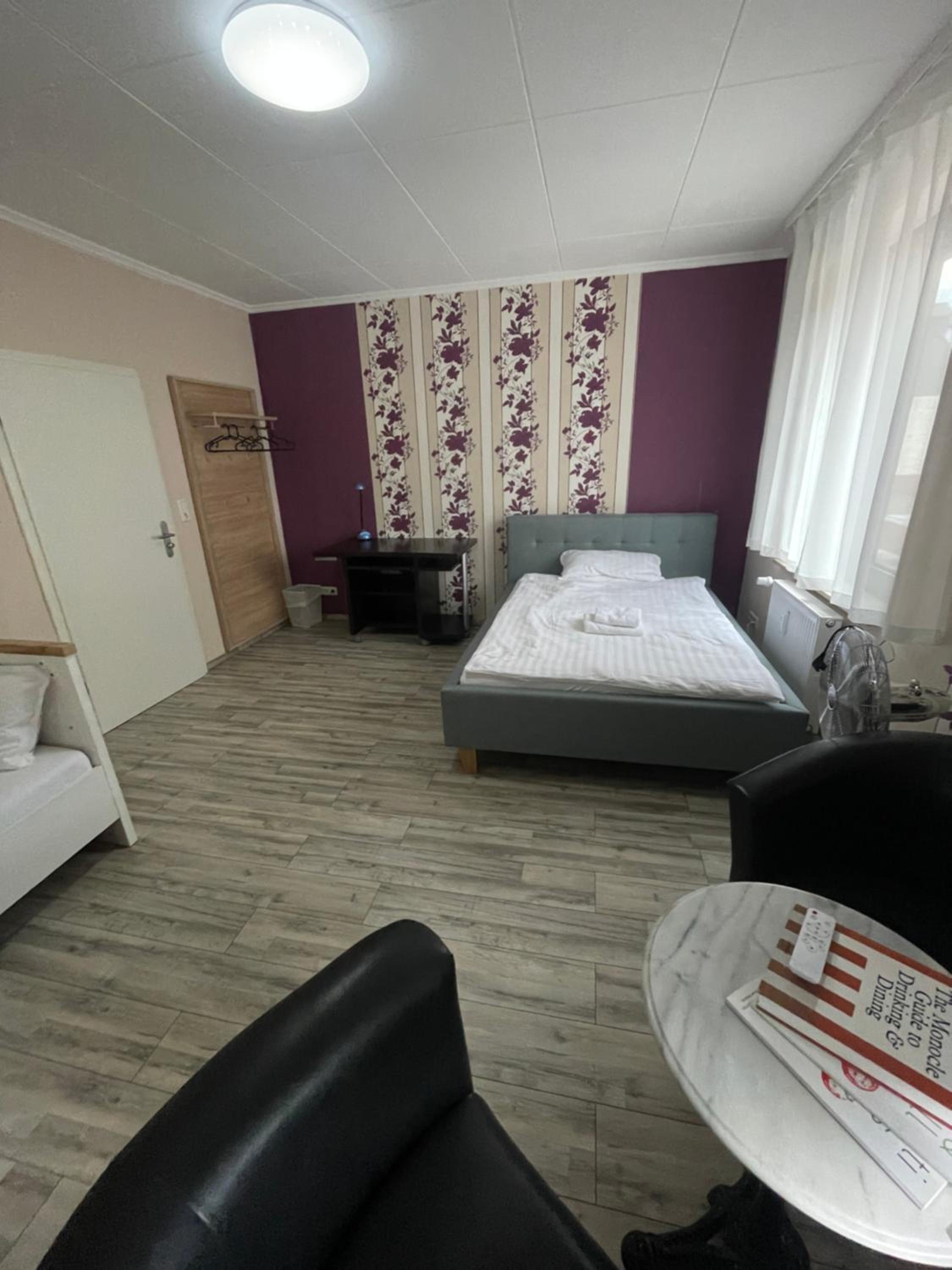 Triple Room with Shared Bathroom photo 3