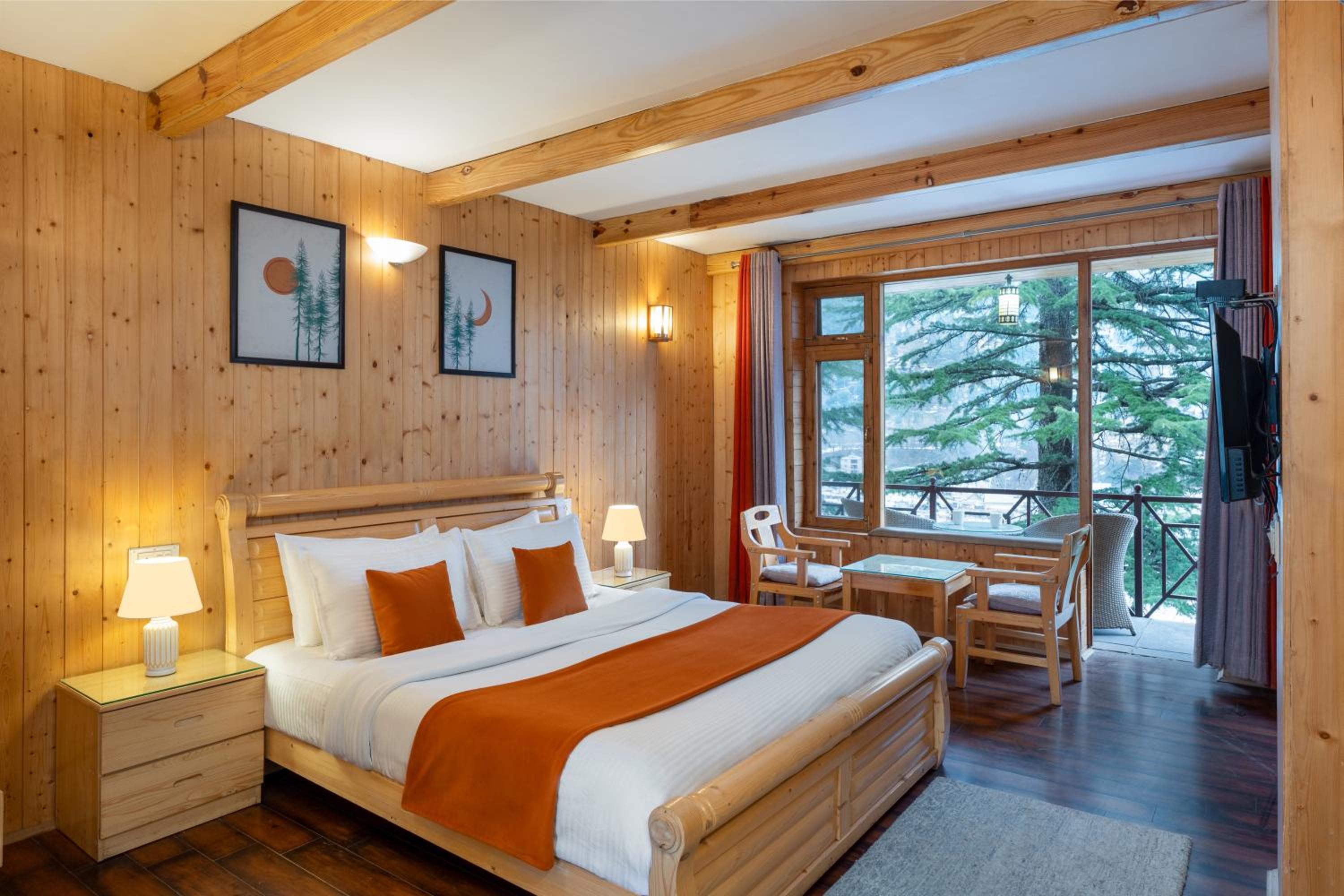 Deluxe Double Room with Balcony