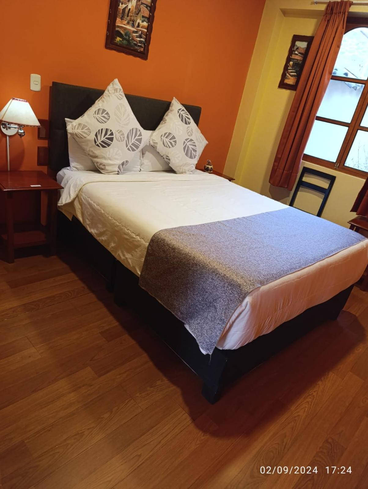 Double or Twin Room photo 3