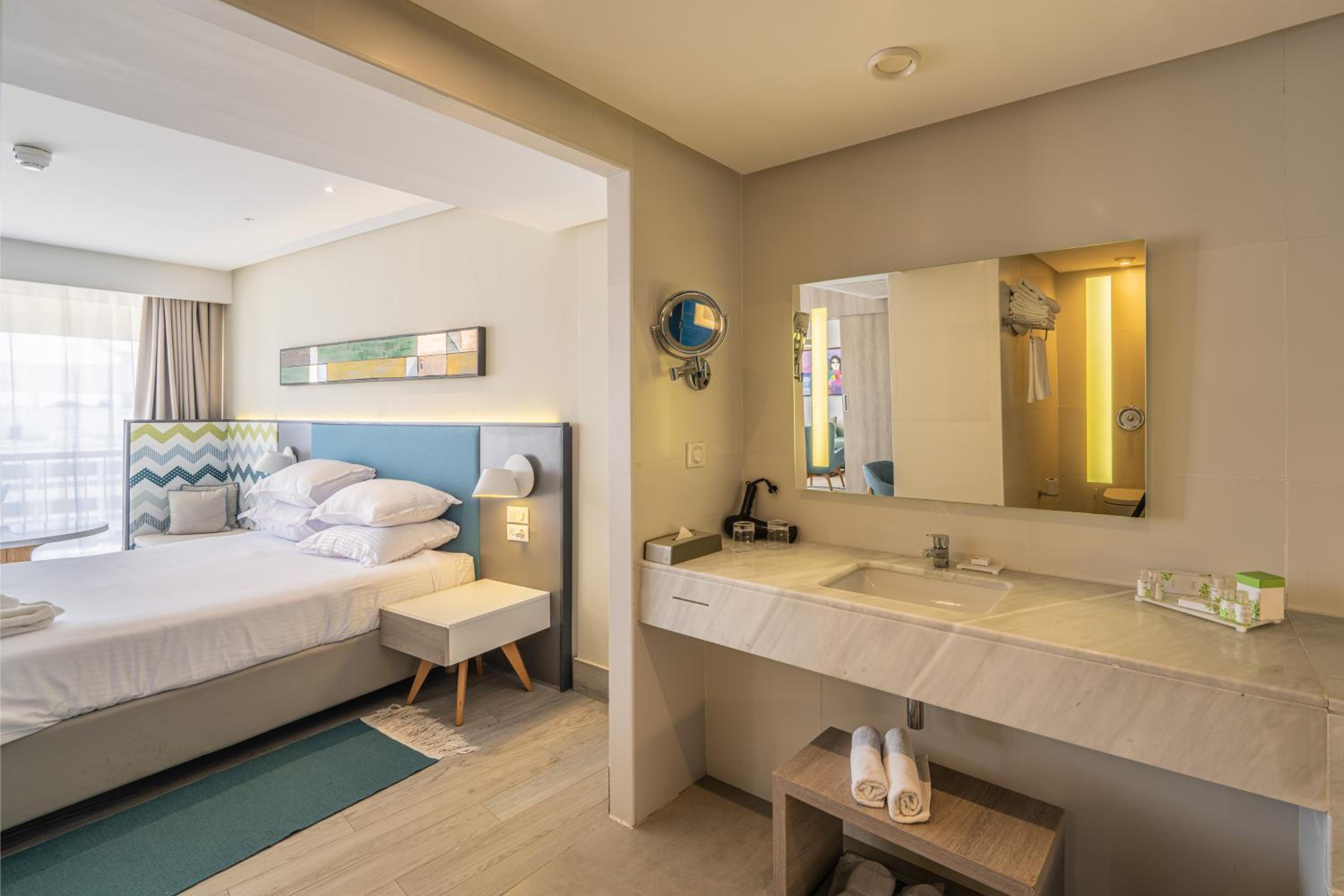 Junior Suite with Balcony