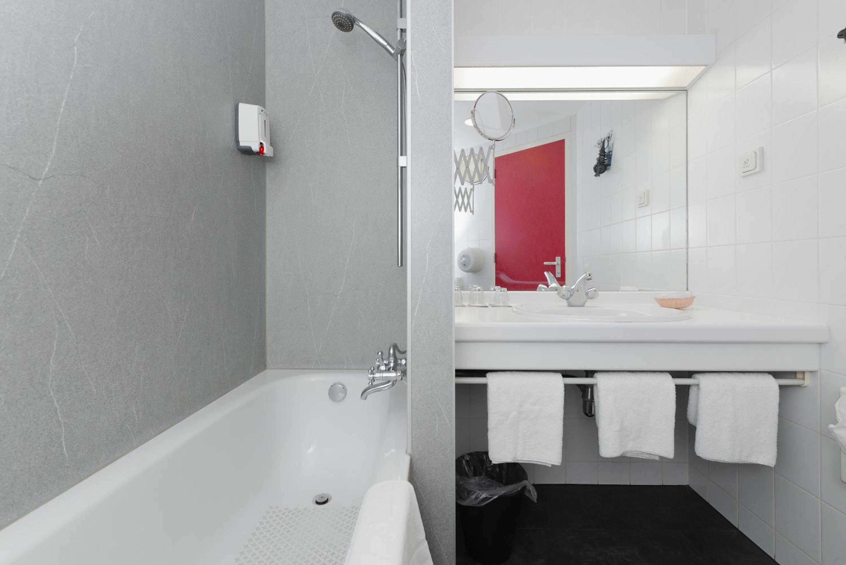 Deluxe Triple Room - Photo 4