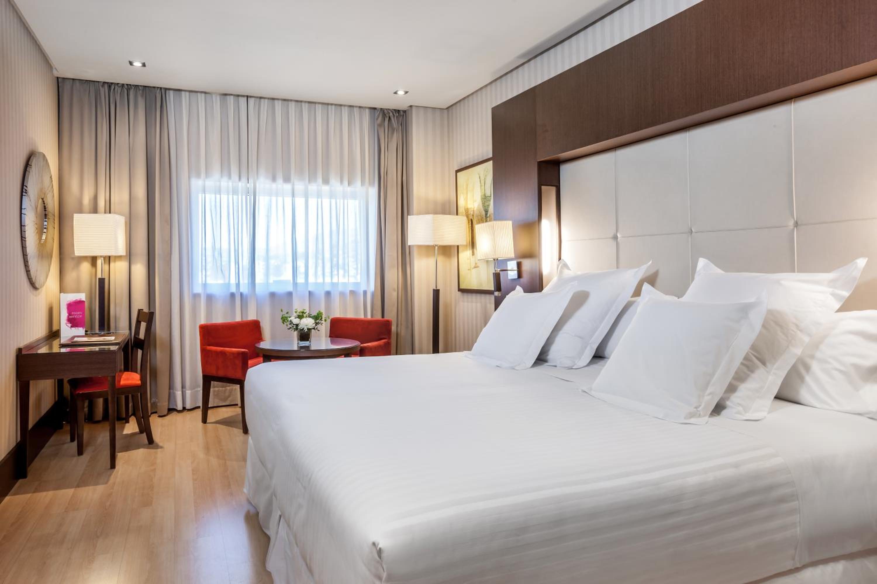 Suite Familiar Junior (2 Adultos + 2 Niños)