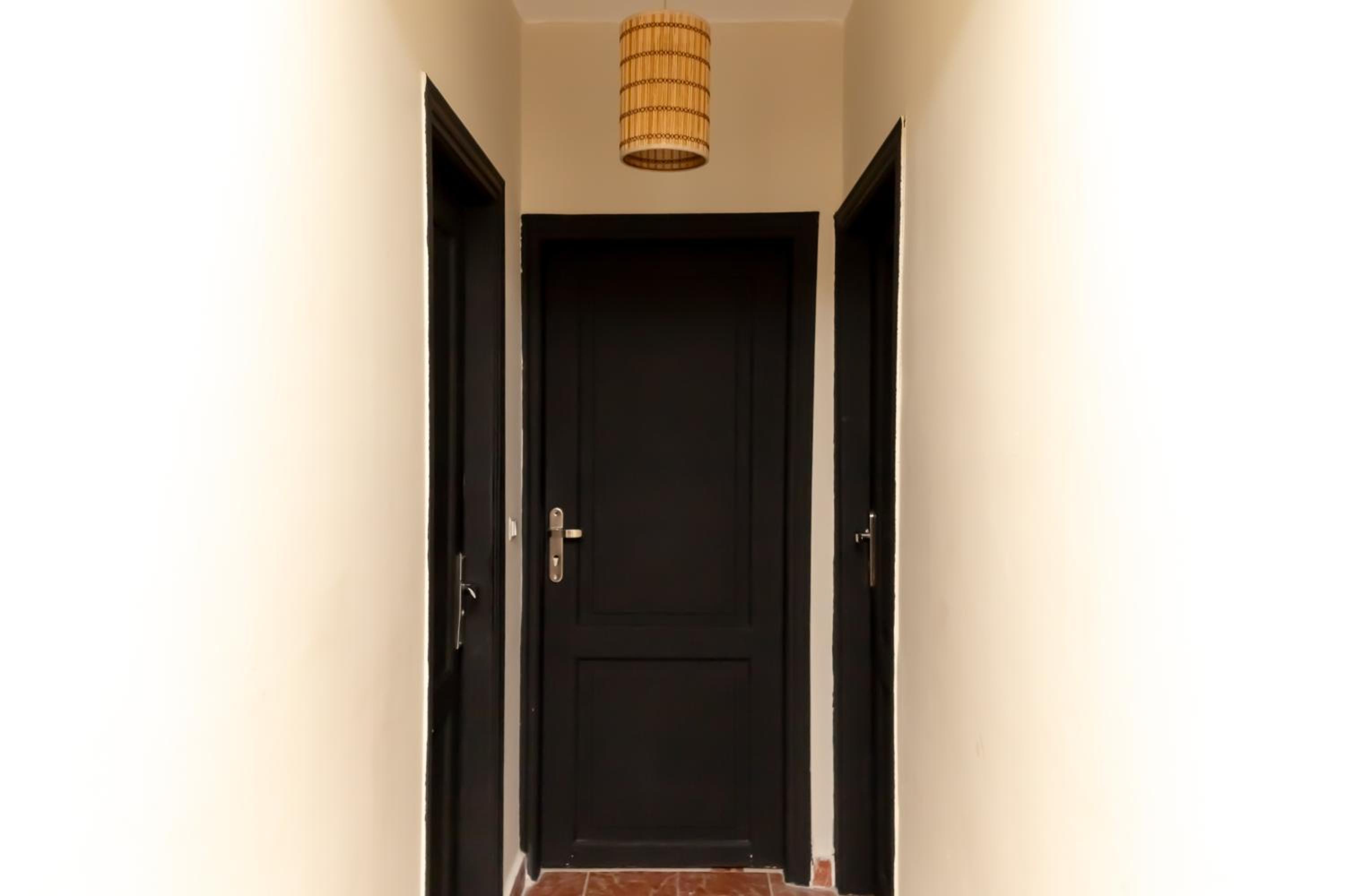 Two-Bedroom Apartment with Balcony and Terrace photo 3