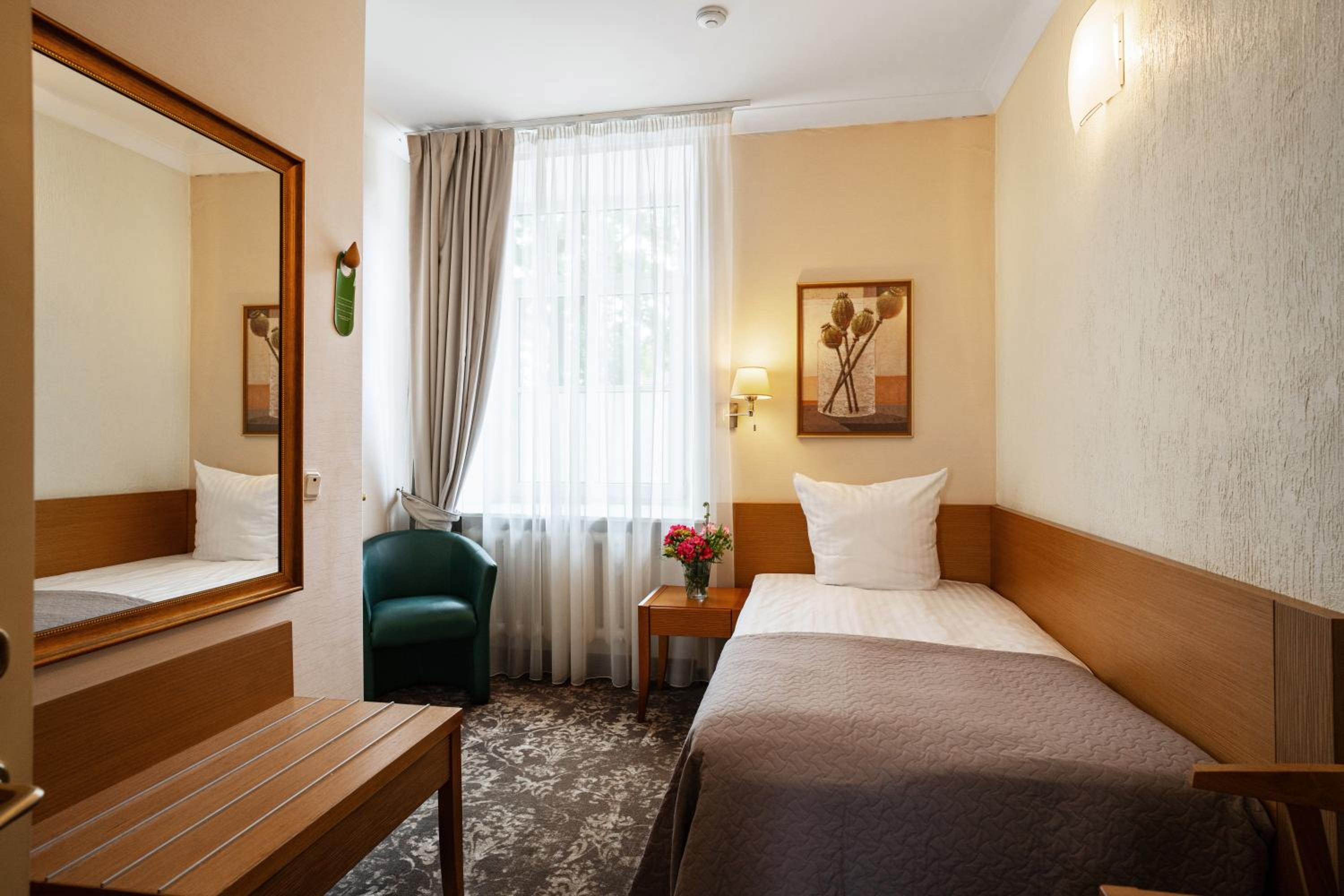 Standard Single Room photo 2