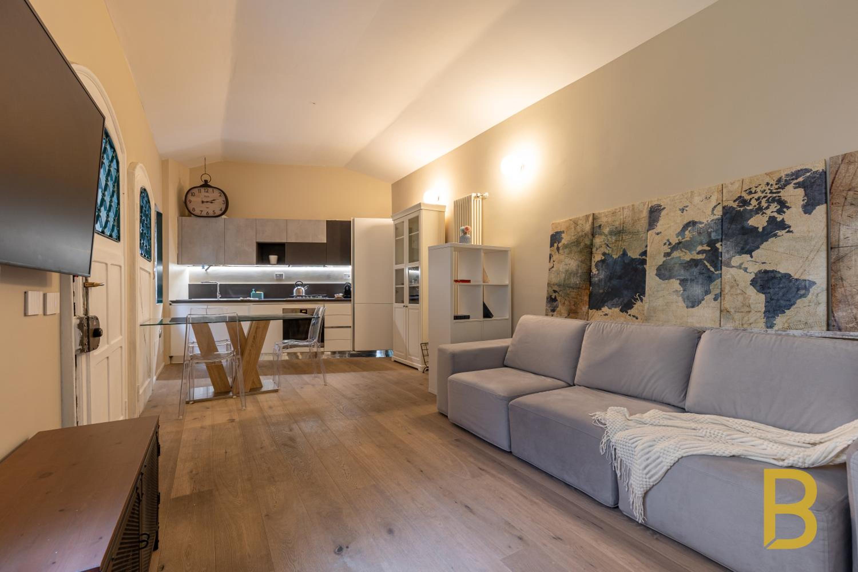 One-Bedroom Apartment