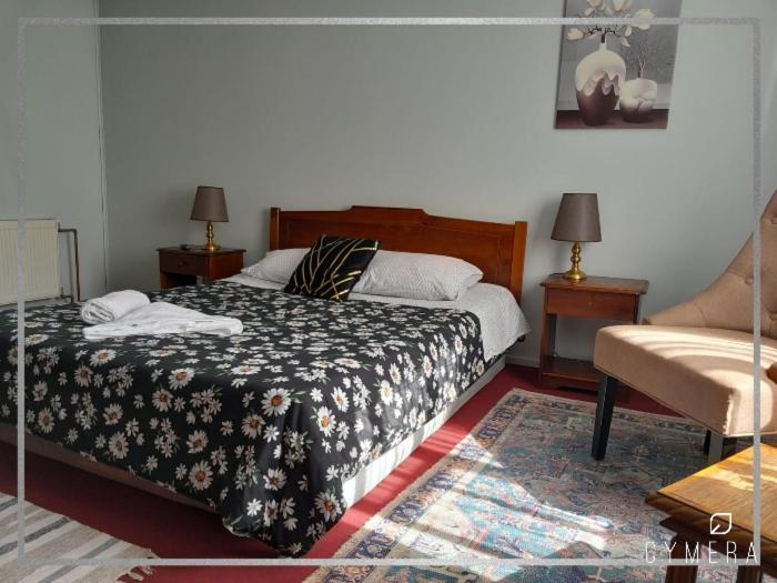 Double Room with Private Bathroom photo 2