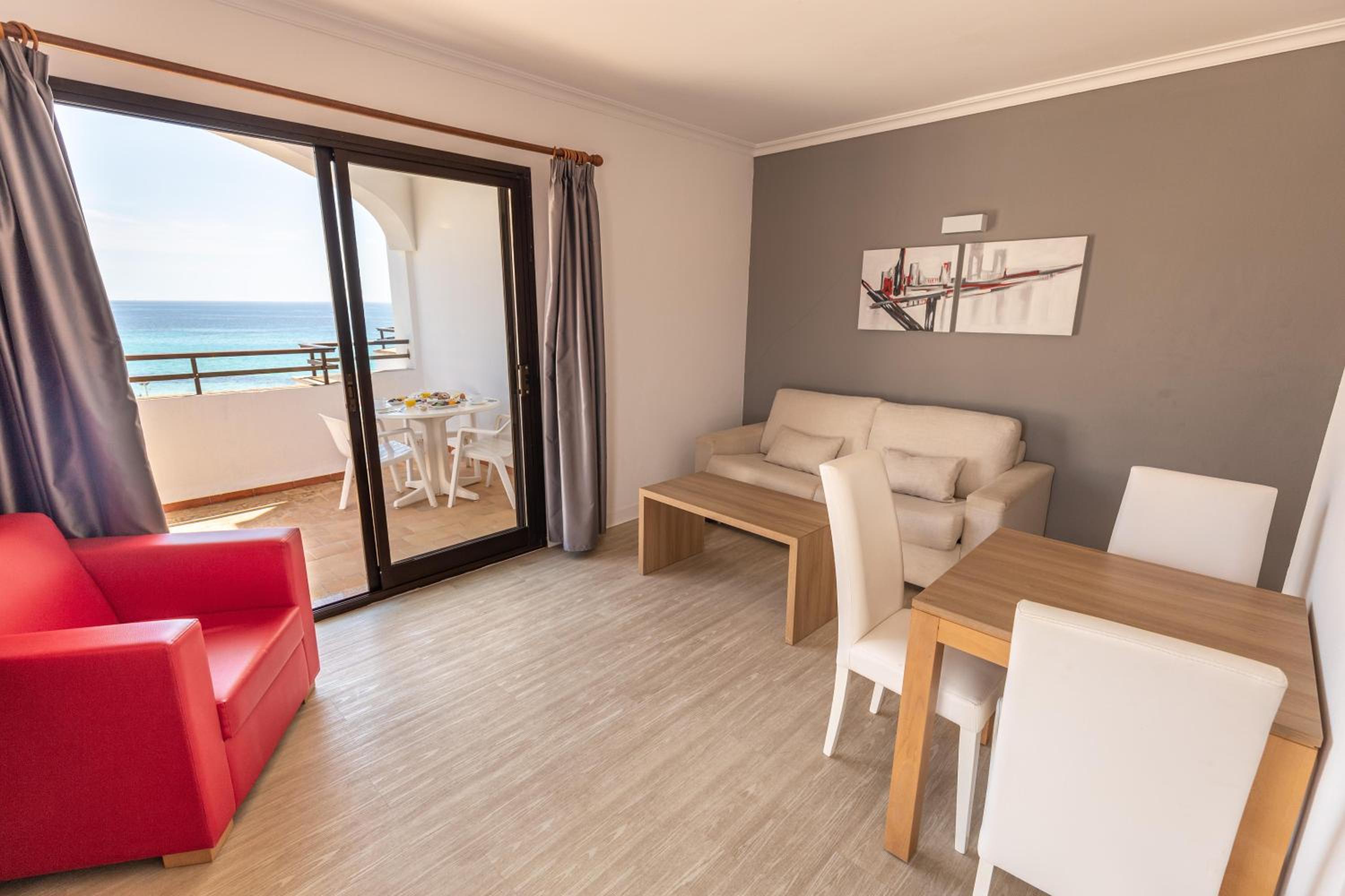 Apartamento con vista al mar