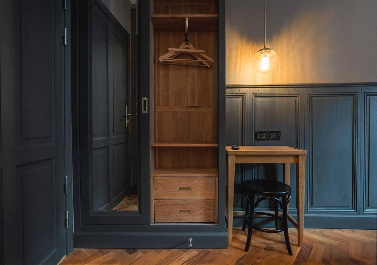 Twin Room - Photo 1