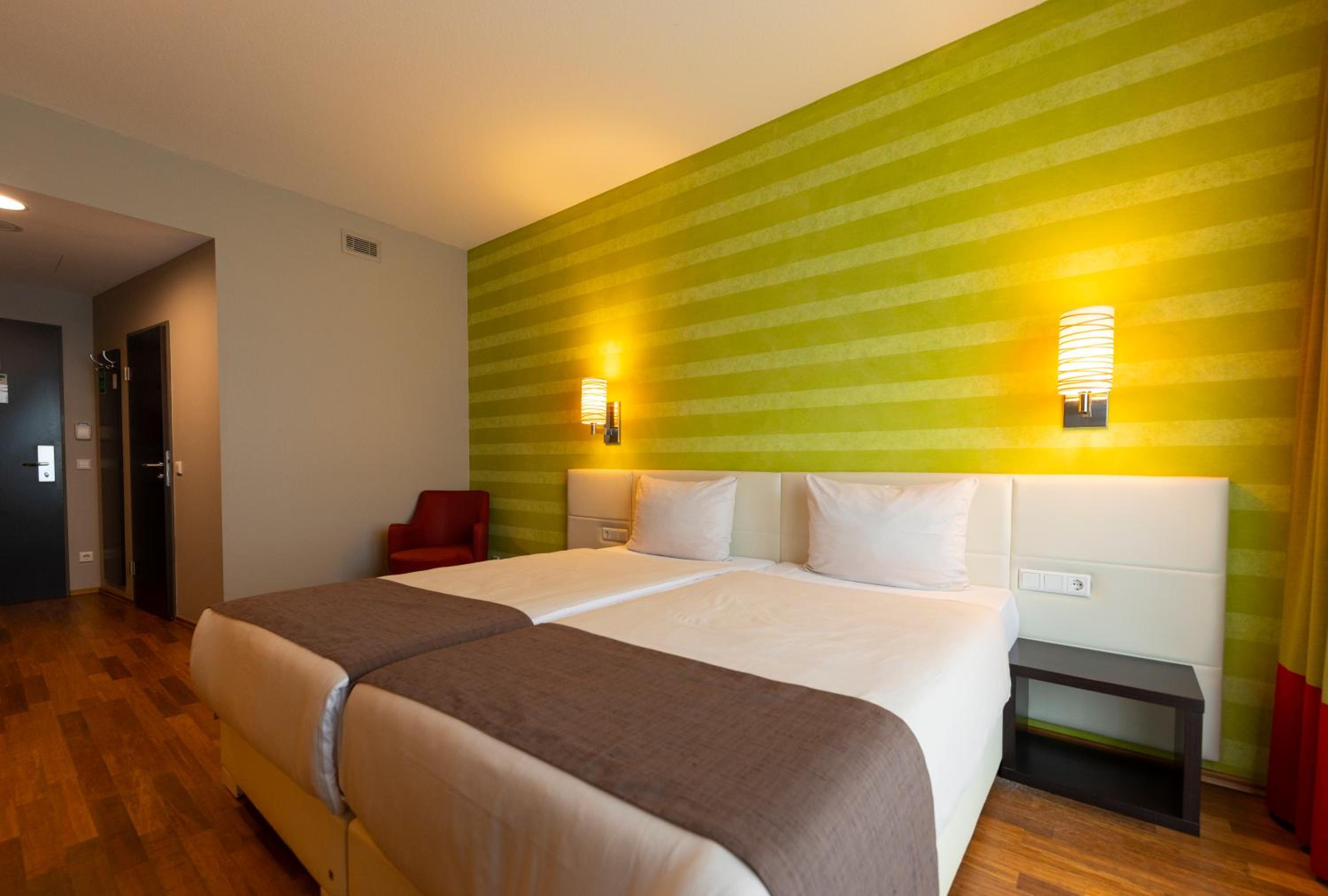 Double Room - Photo 2