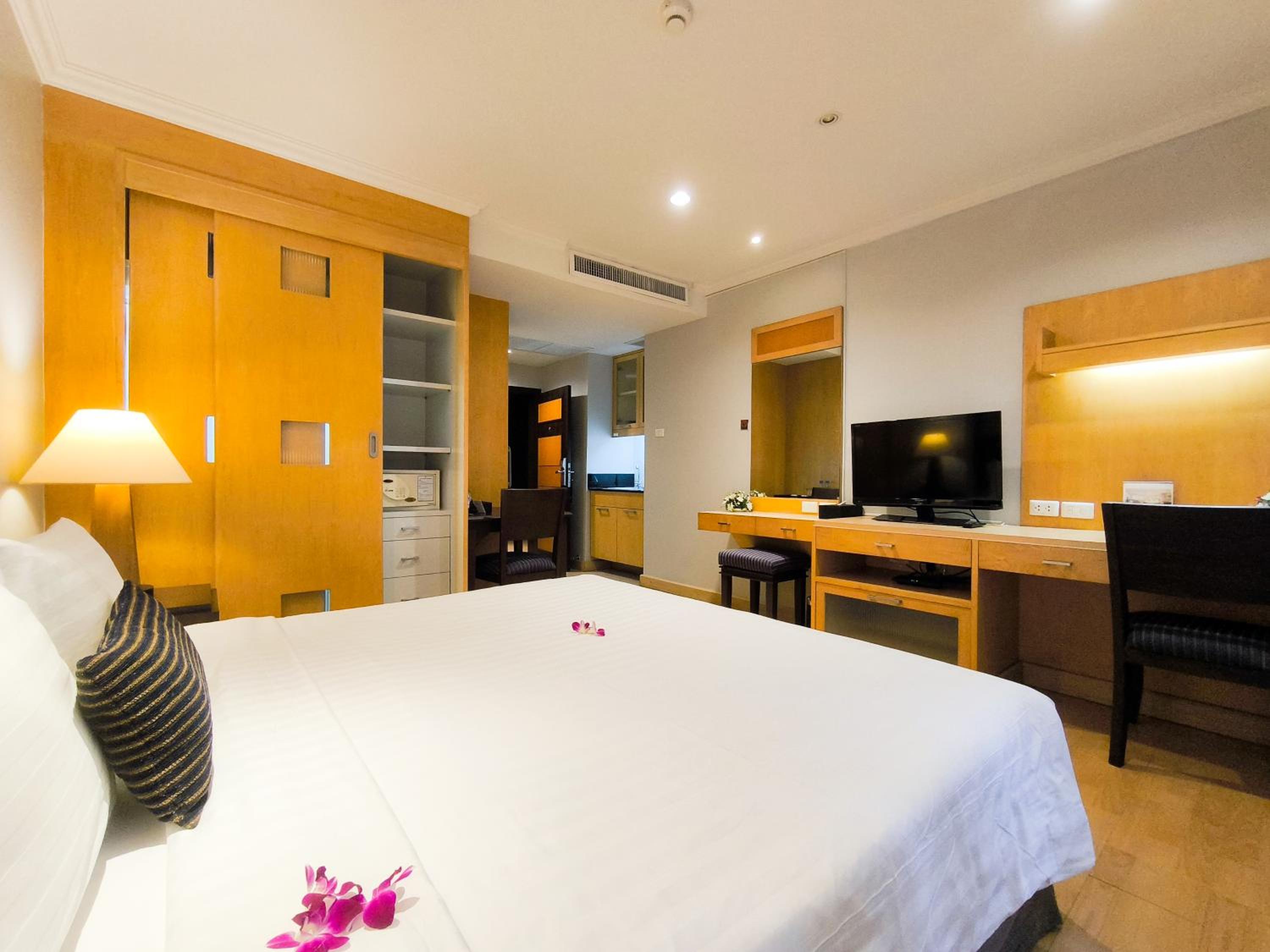 Executive Suite photo 3