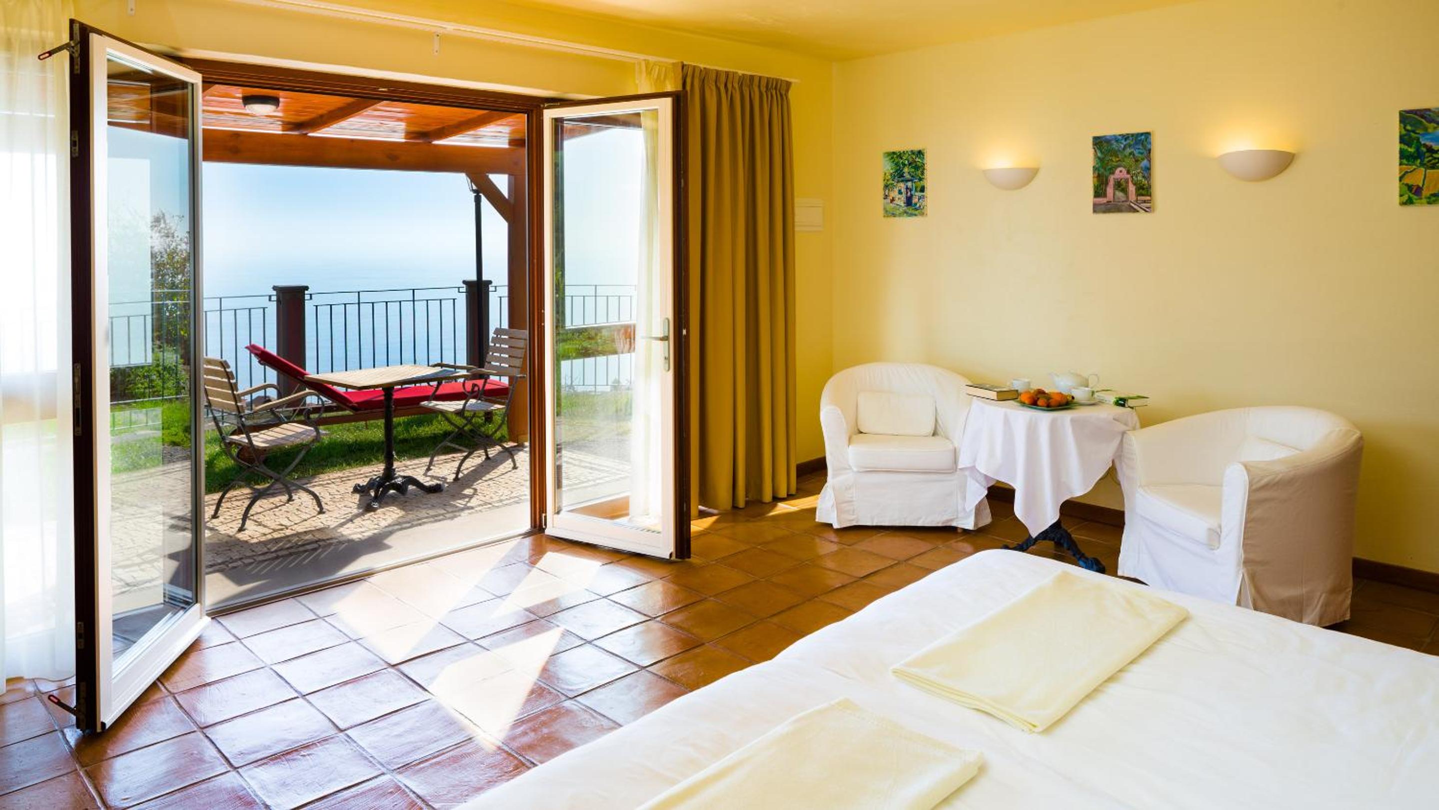 Quarto Duplo Deluxe com Vista para o Mar