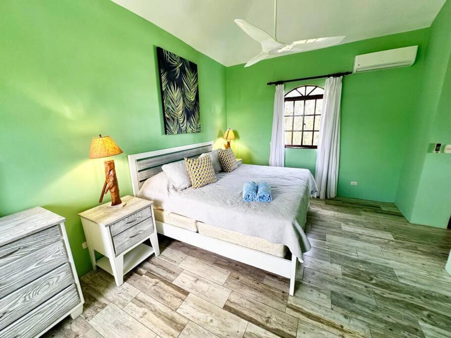 Villa photo 1